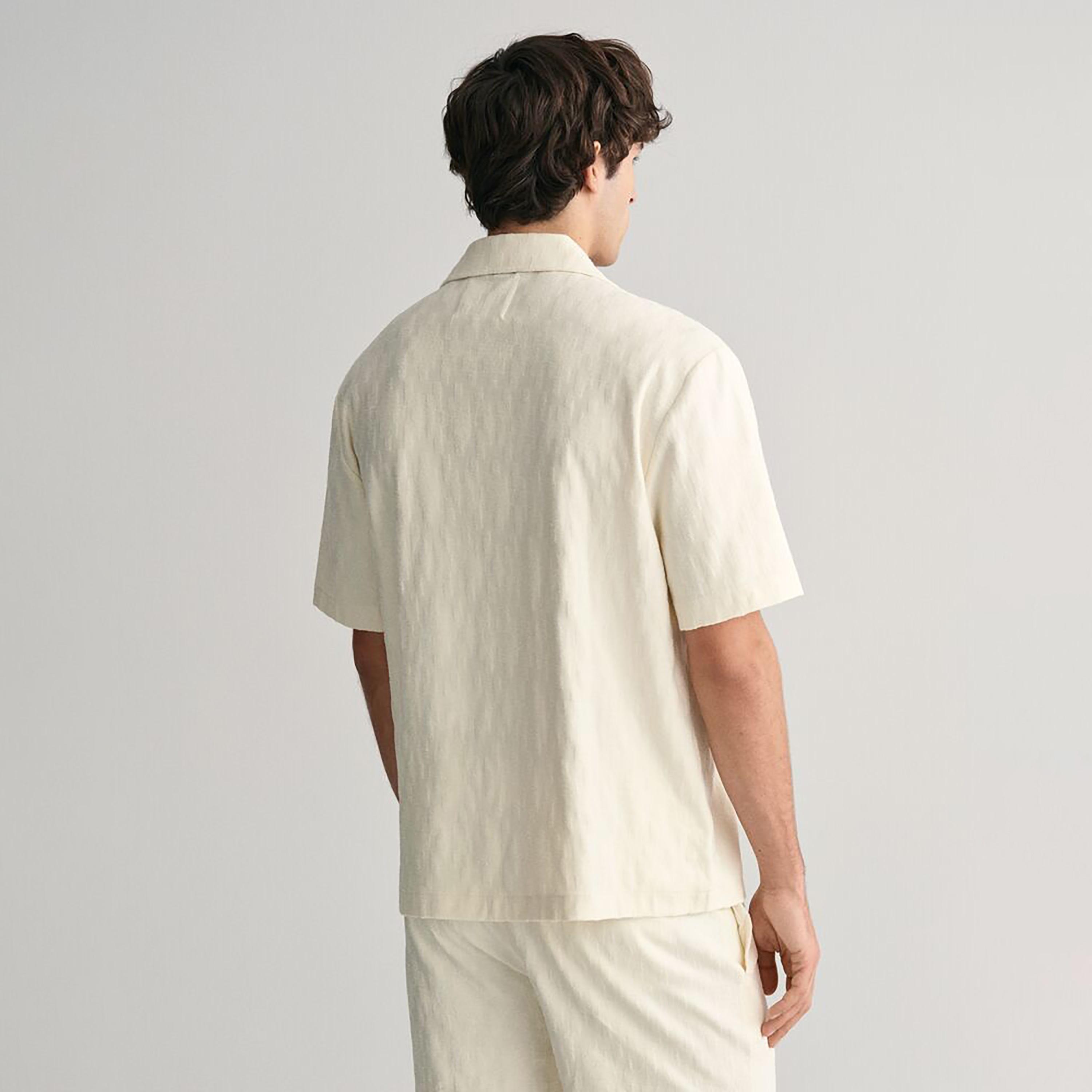 Gant Regular Fit Textured Resort Collar Short Sleeves Men's Shirt-men-clothing-shirts-image-4