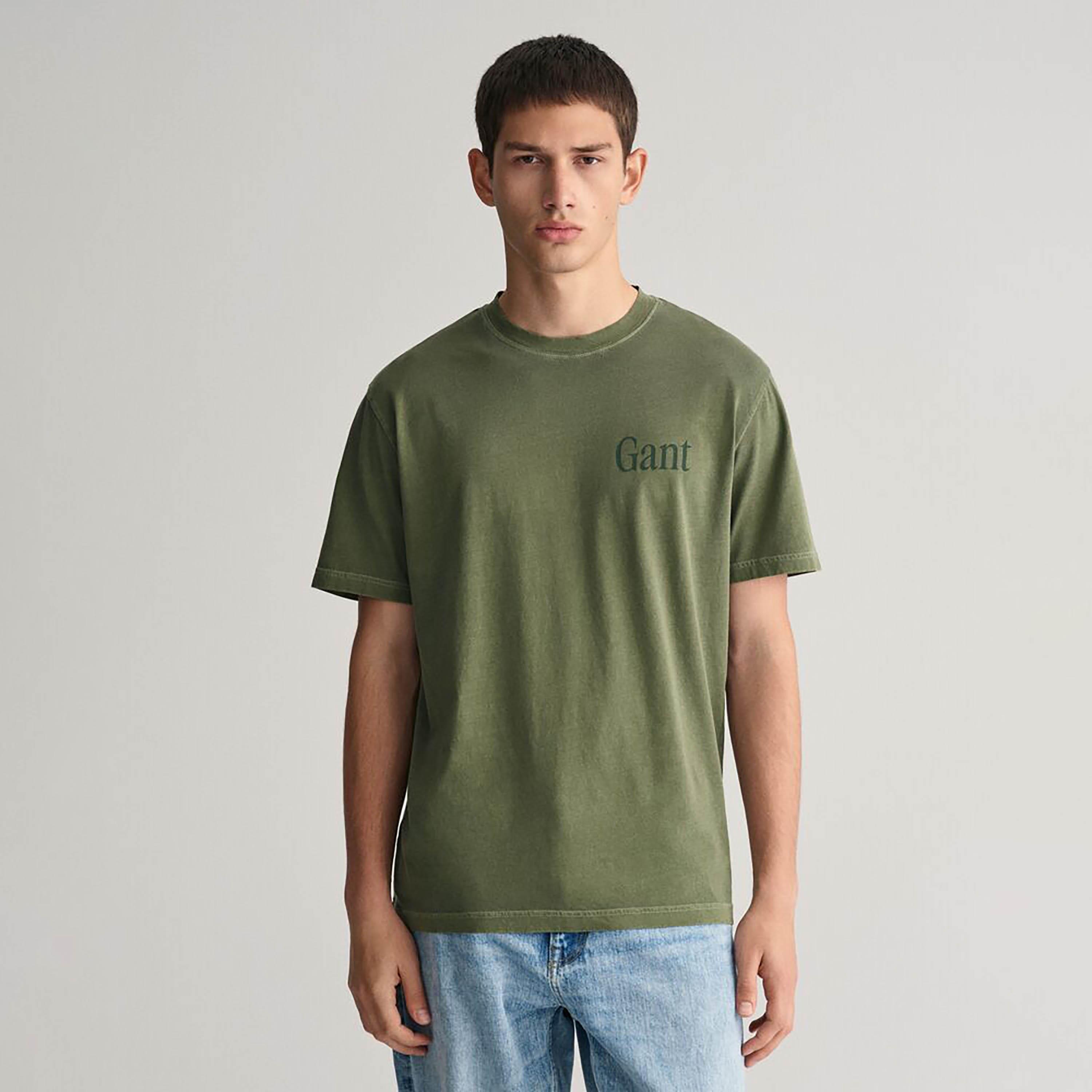 تي شيرت رجالي من Gant Sun Faded Resort ذو طباعة نصية وياقة دائرية وأكمام قصيرة-men-clothing-tshirtsandpolos-tshirts-image-1