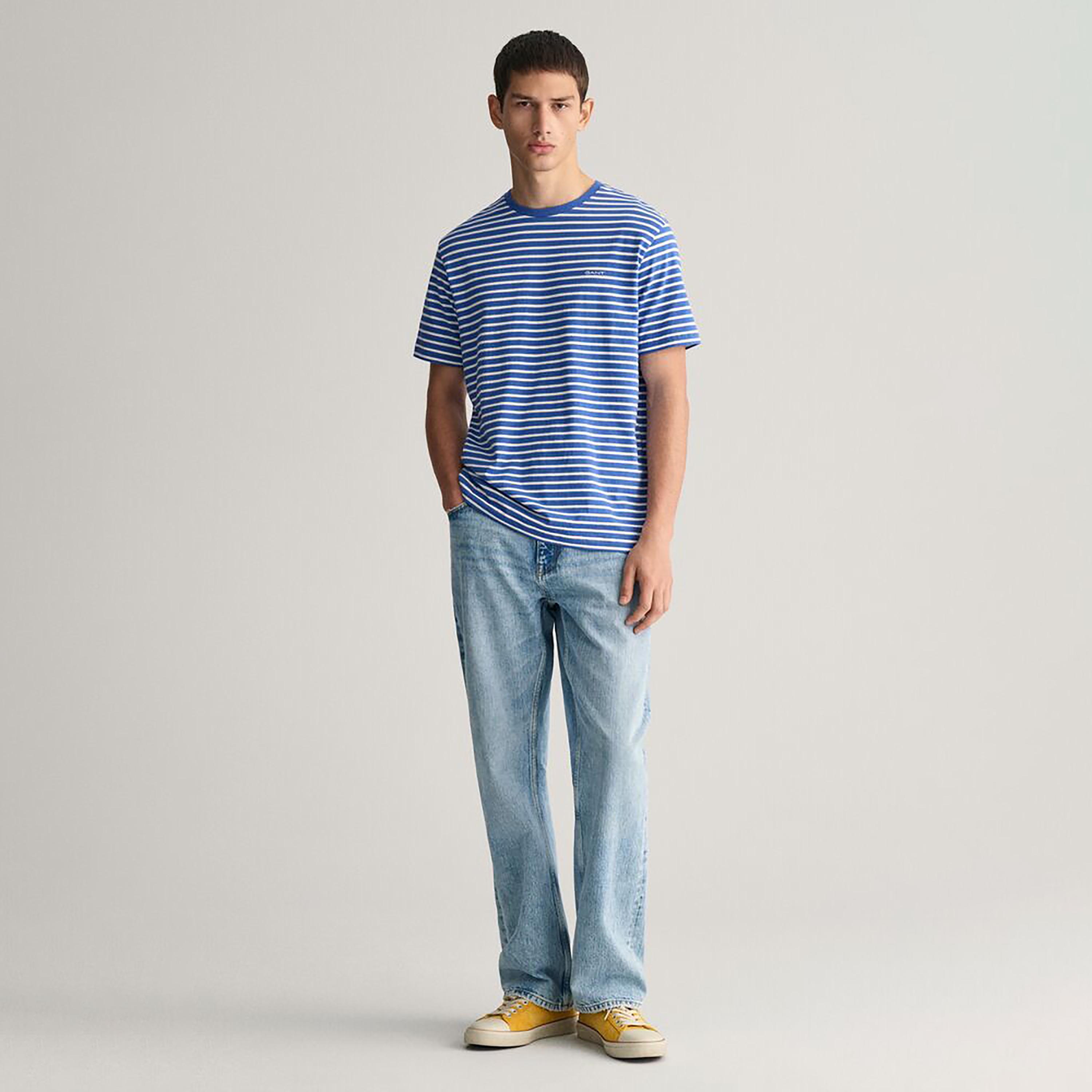 تي شيرت مخطط بأكمام قصيرة ورقبة دائرية من غانت-men-clothing-tshirtsandpolos-tshirts-image-6