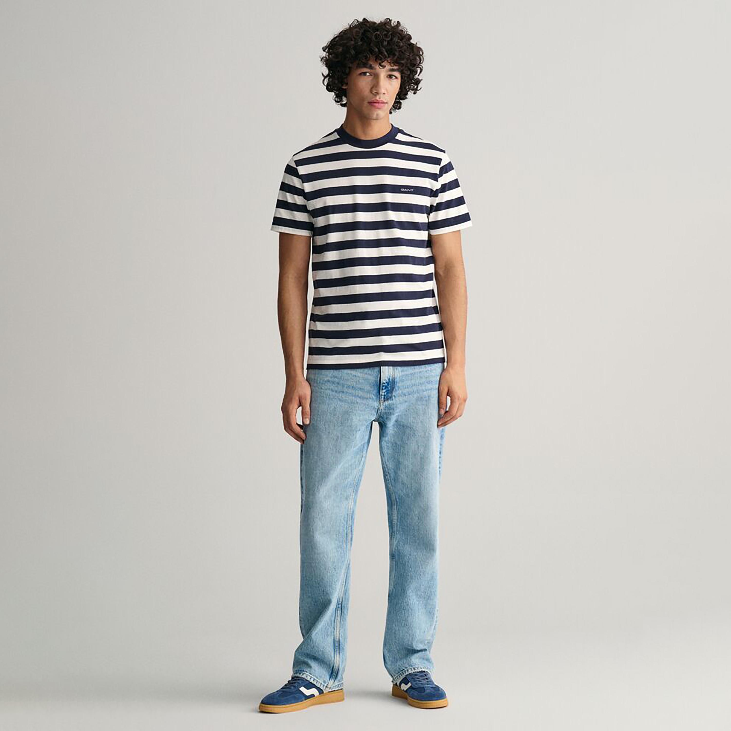تي شيرت مخطط بأكمام قصيرة ورقبة دائرية من غانت-men-clothing-tshirtsandpolos-tshirts-image-8