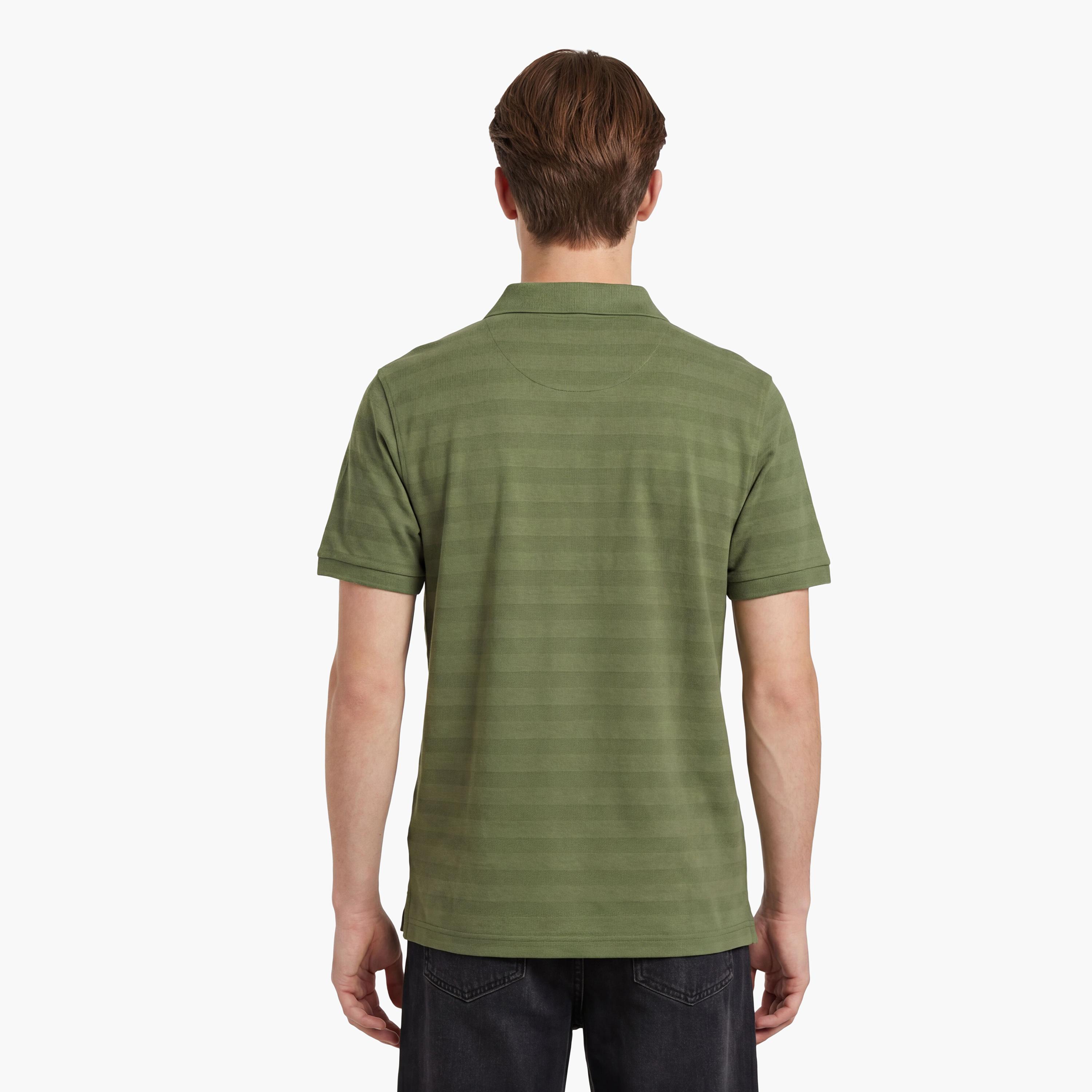 تي شيرت بولو رجالي بأكمام قصيرة وياقة بياقة بتصميم مخطط بارز من جانت-men-clothing-tshirtsandpolos-polos-image-15