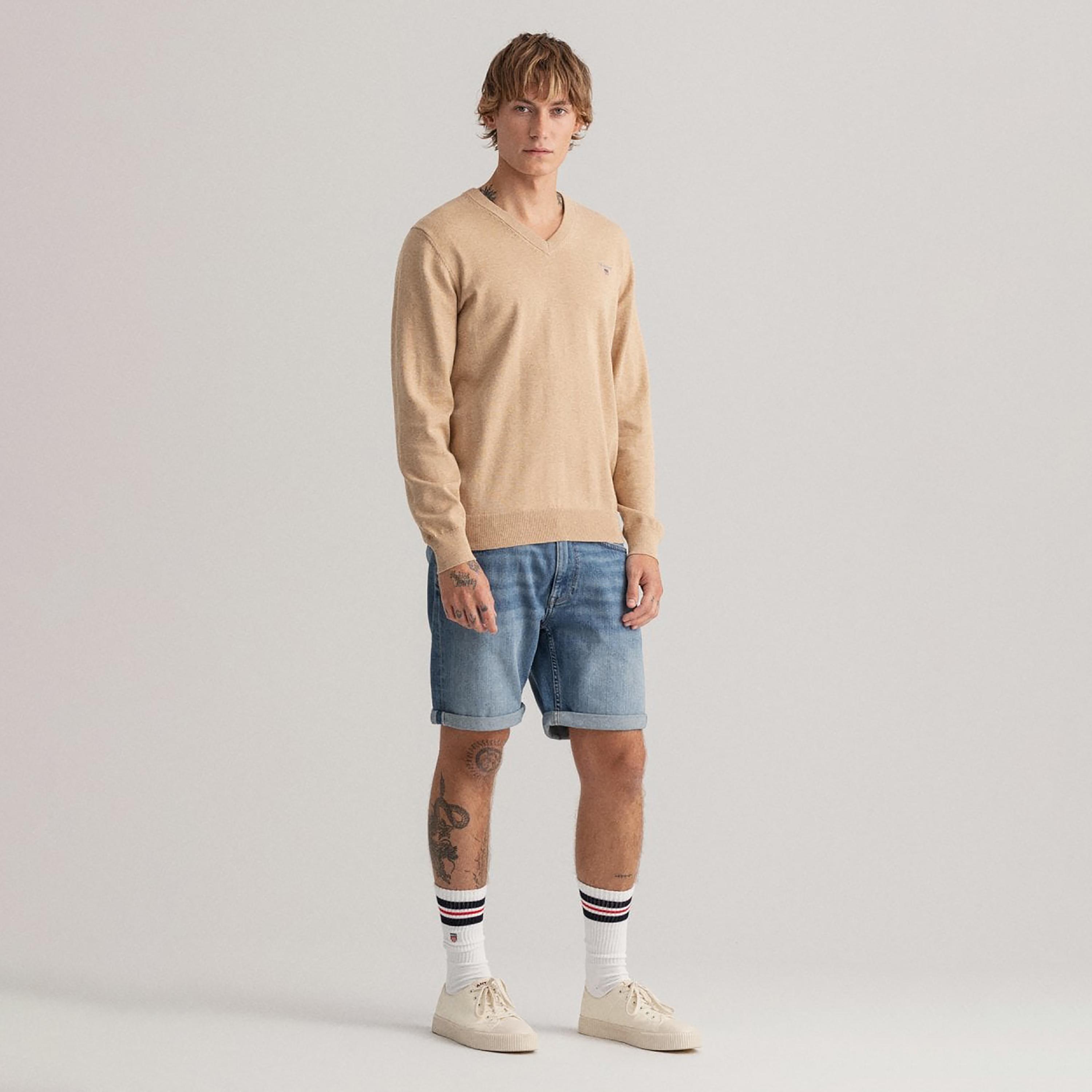 Gant Plain Mid-Rise Buttoned Denim Shorts-men-clothing-bottoms-shorts-image-2