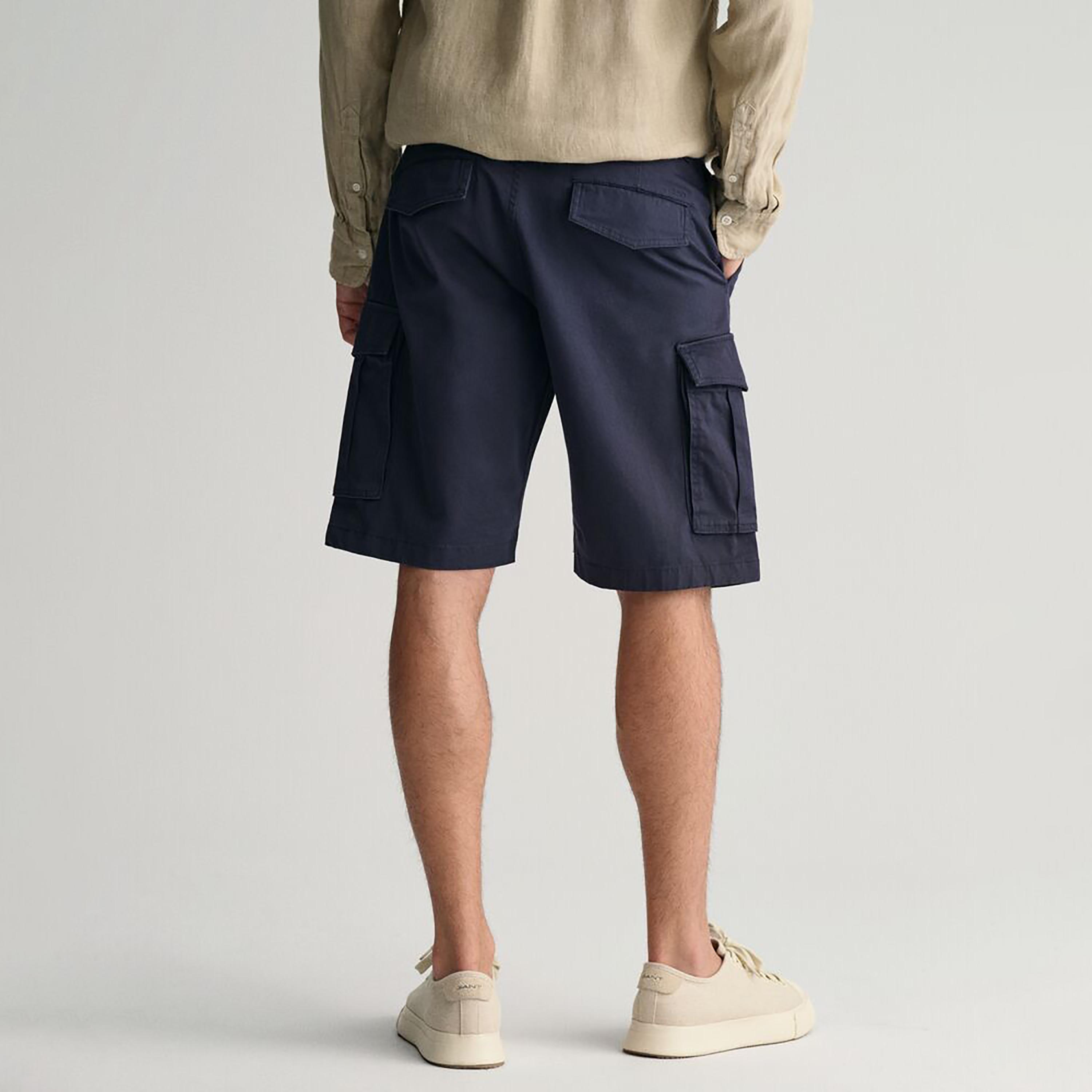 Gant Plain Mid-Rise Button Closure Men Cargo Shorts-men-clothing-bottoms-shorts-image-3