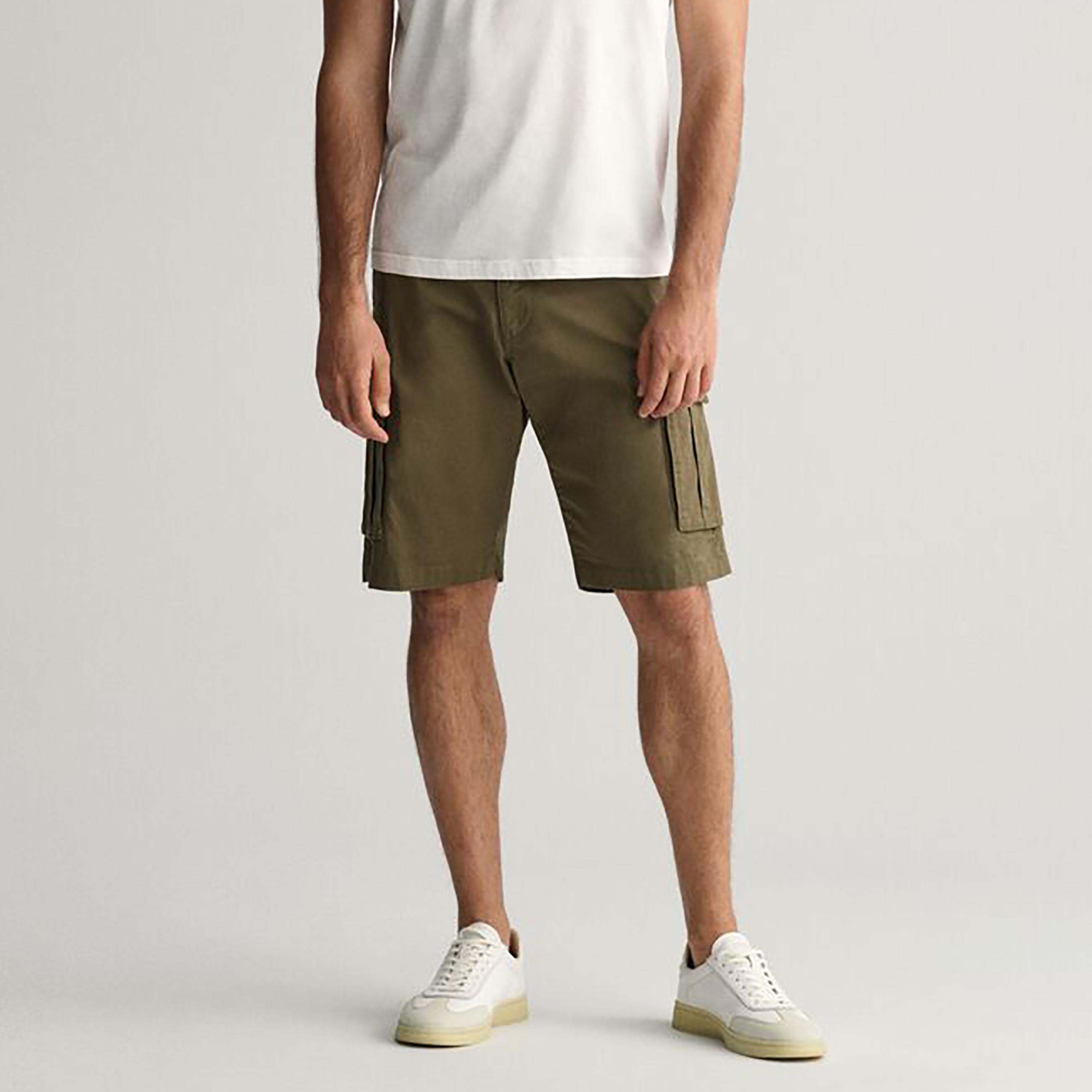 شورتات جانت العادية بإغلاق أزرار متوسطة الارتفاع للرجال-men-clothing-bottoms-shorts-image-4