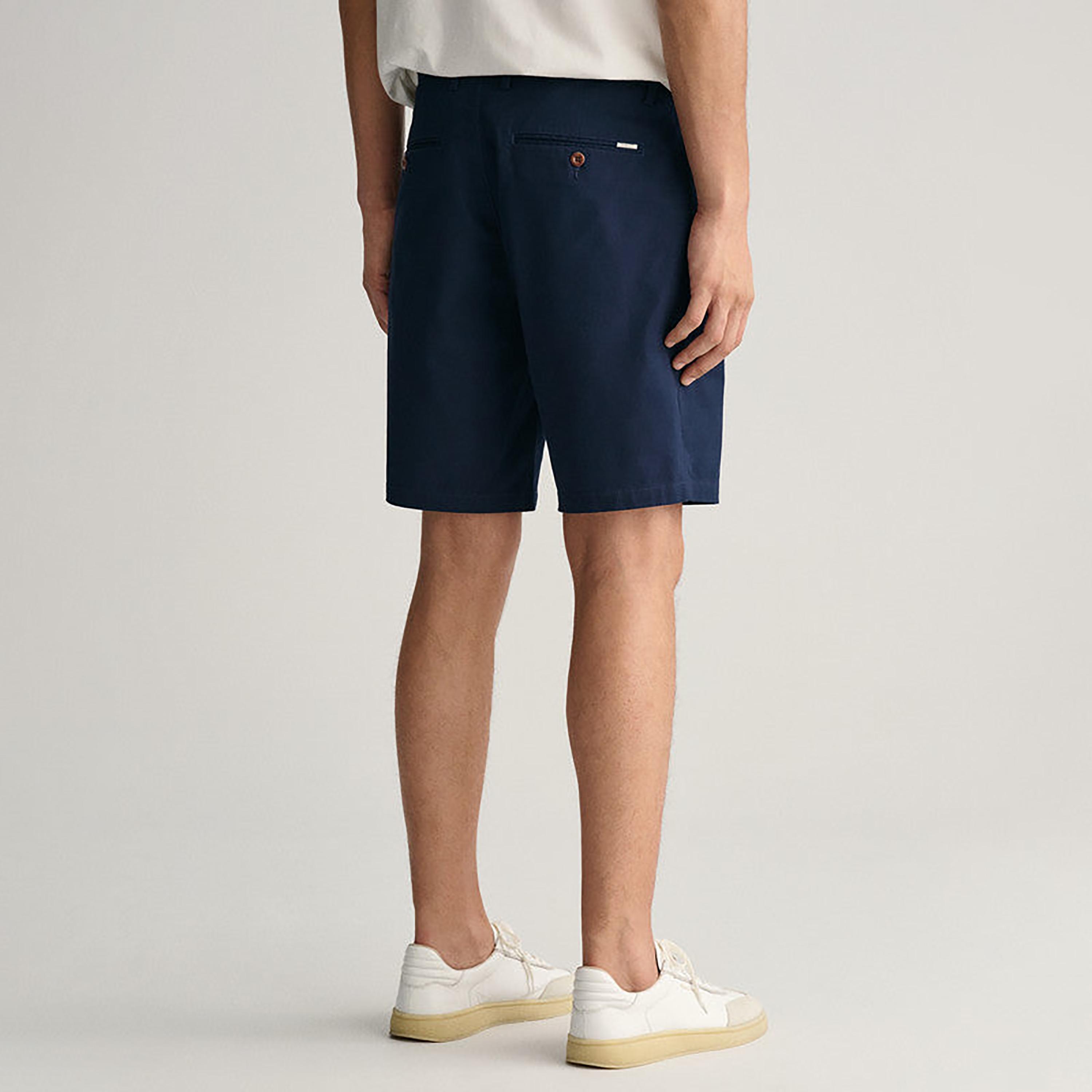 Gant Plain Mid-Rise Button Closure Men Shorts-men-clothing-bottoms-shorts-image-3