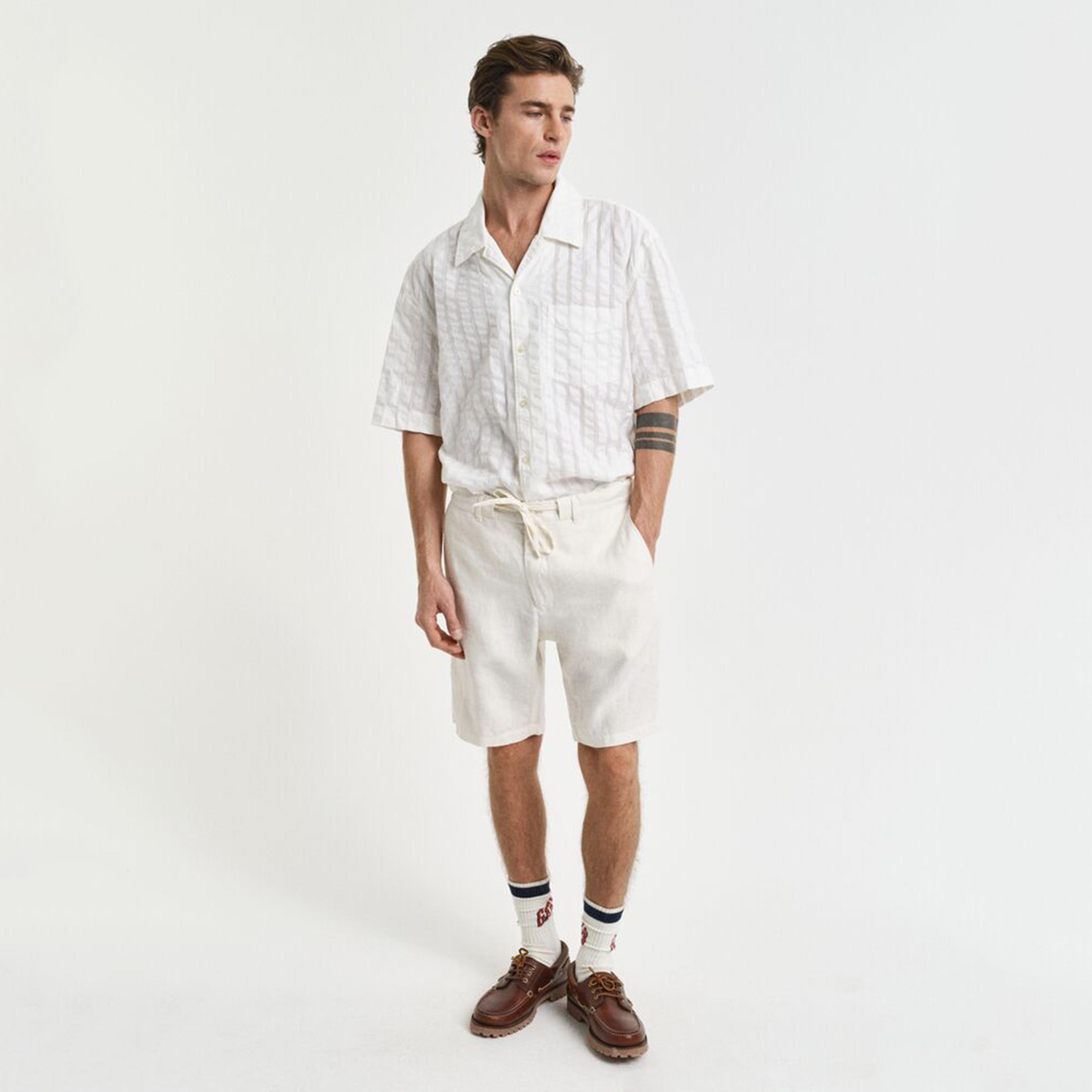 Gant Plain Mid-Rise Drawstring Men's Linen Shorts-men-clothing-bottoms-shorts-image-2
