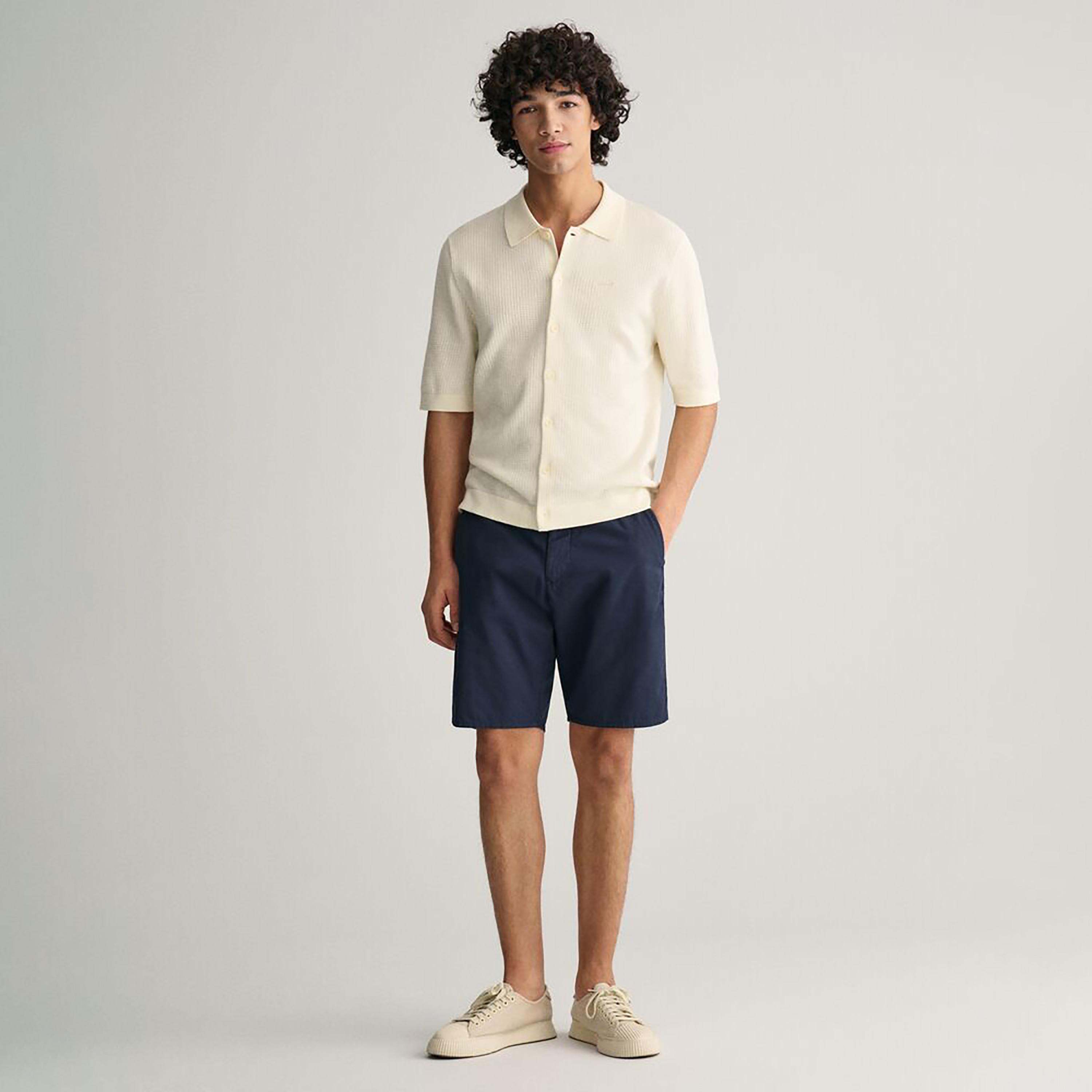 شورت غانت العادي بإغلاق زر متوسط الارتفاع-men-clothing-bottoms-shorts-image-2