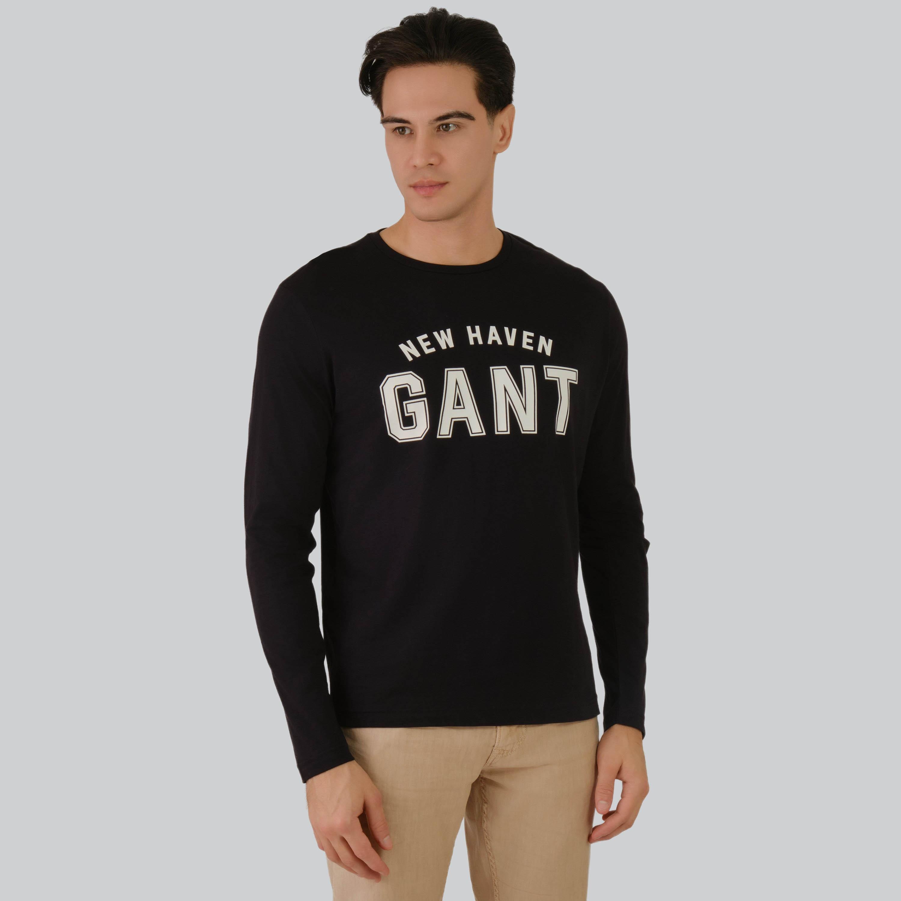 تي شيرت رجالي بأكمام طويلة وياقة دائرية وطبعة شعار Gant-men-clothing-tshirtsandpolos-tshirts-image-1