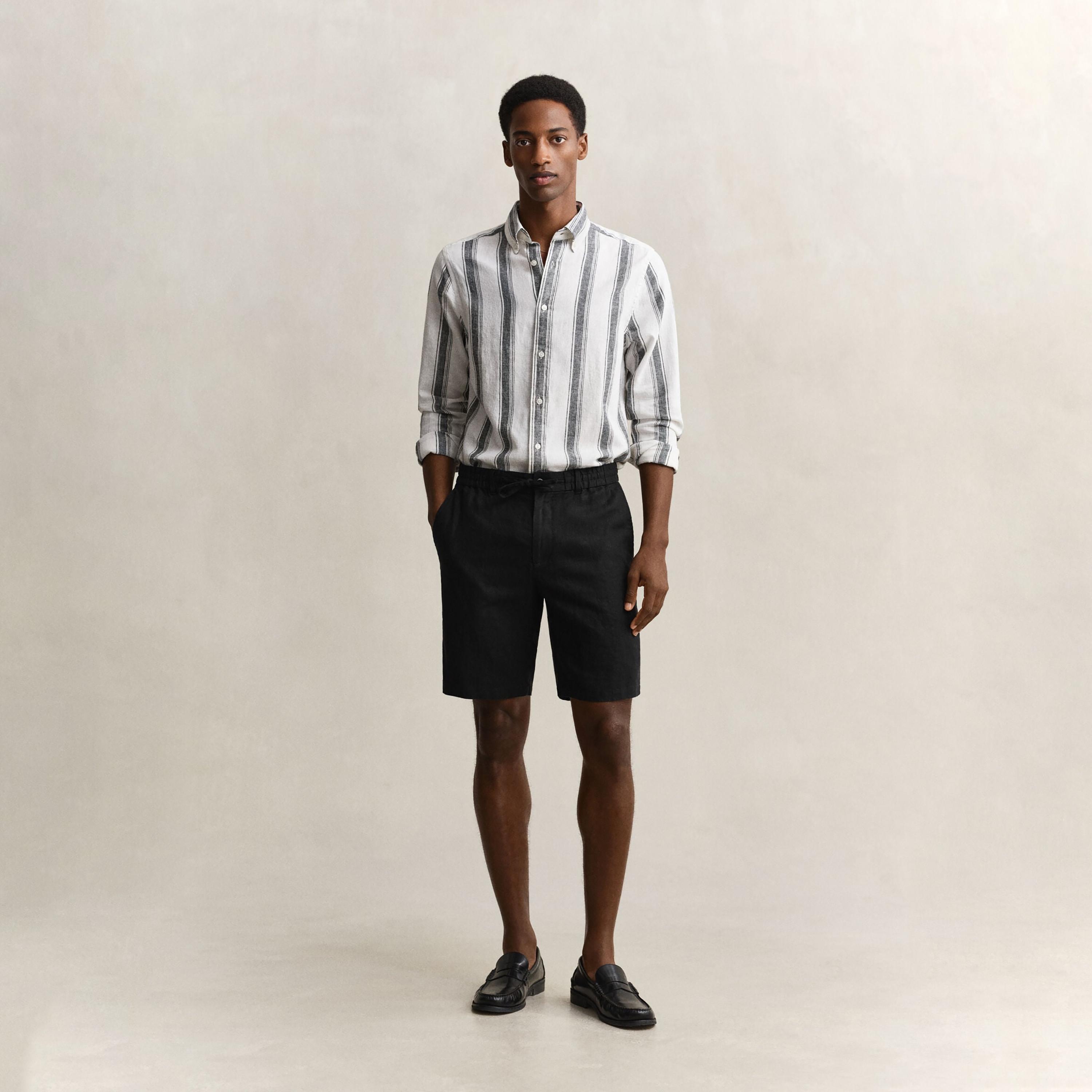Gant Plain Mid-Rise Button & Zip Fly Men's Chino Shorts-men-clothing-bottoms-shorts-image-2