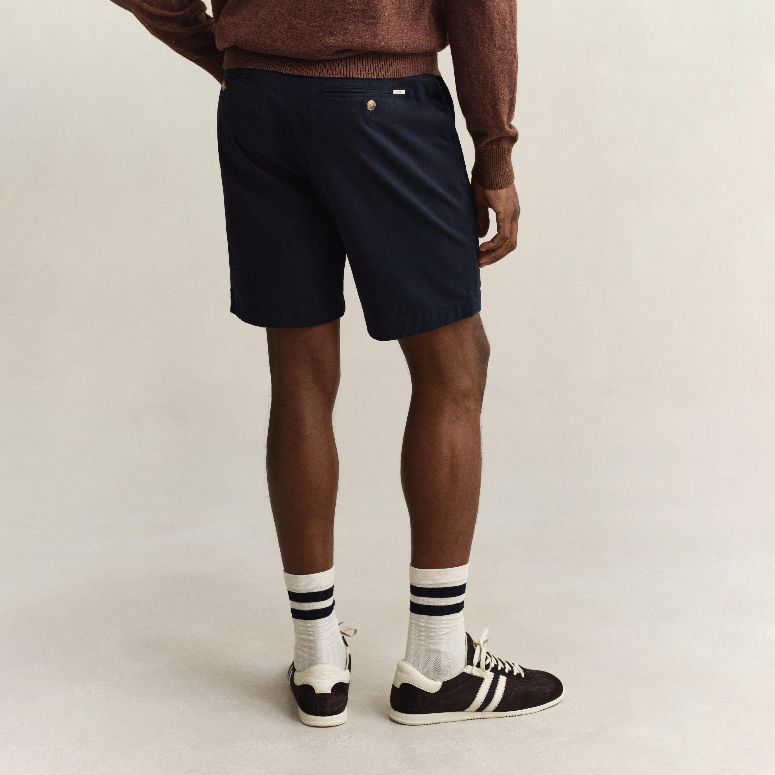 Gant Plain Mid-Rise Button & Zip Fly Men's Chino Shorts-men-clothing-bottoms-shorts-image-16