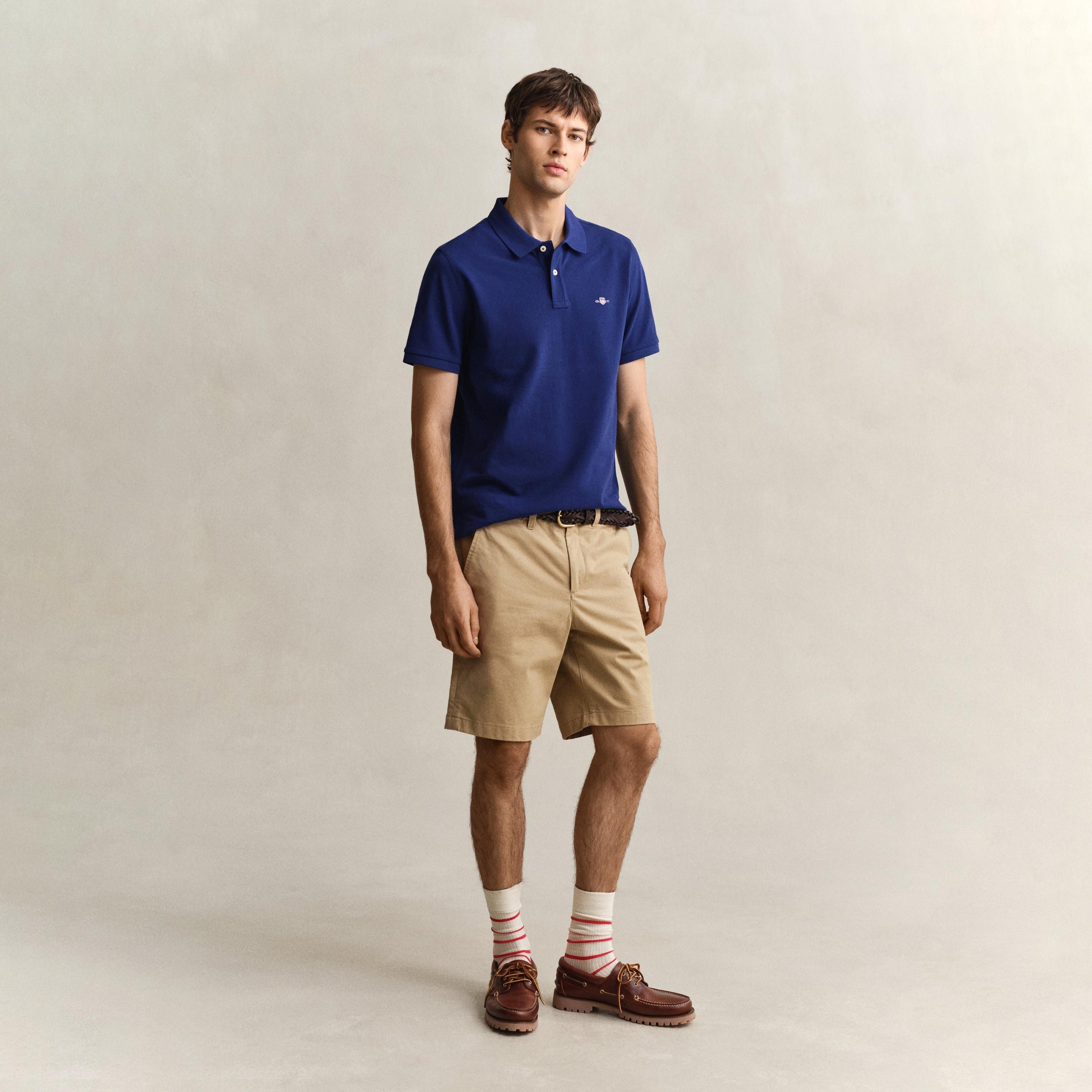 Gant Plain Mid-Rise Button & Zip Fly Men's Chino Shorts-men-clothing-bottoms-shorts-image-2