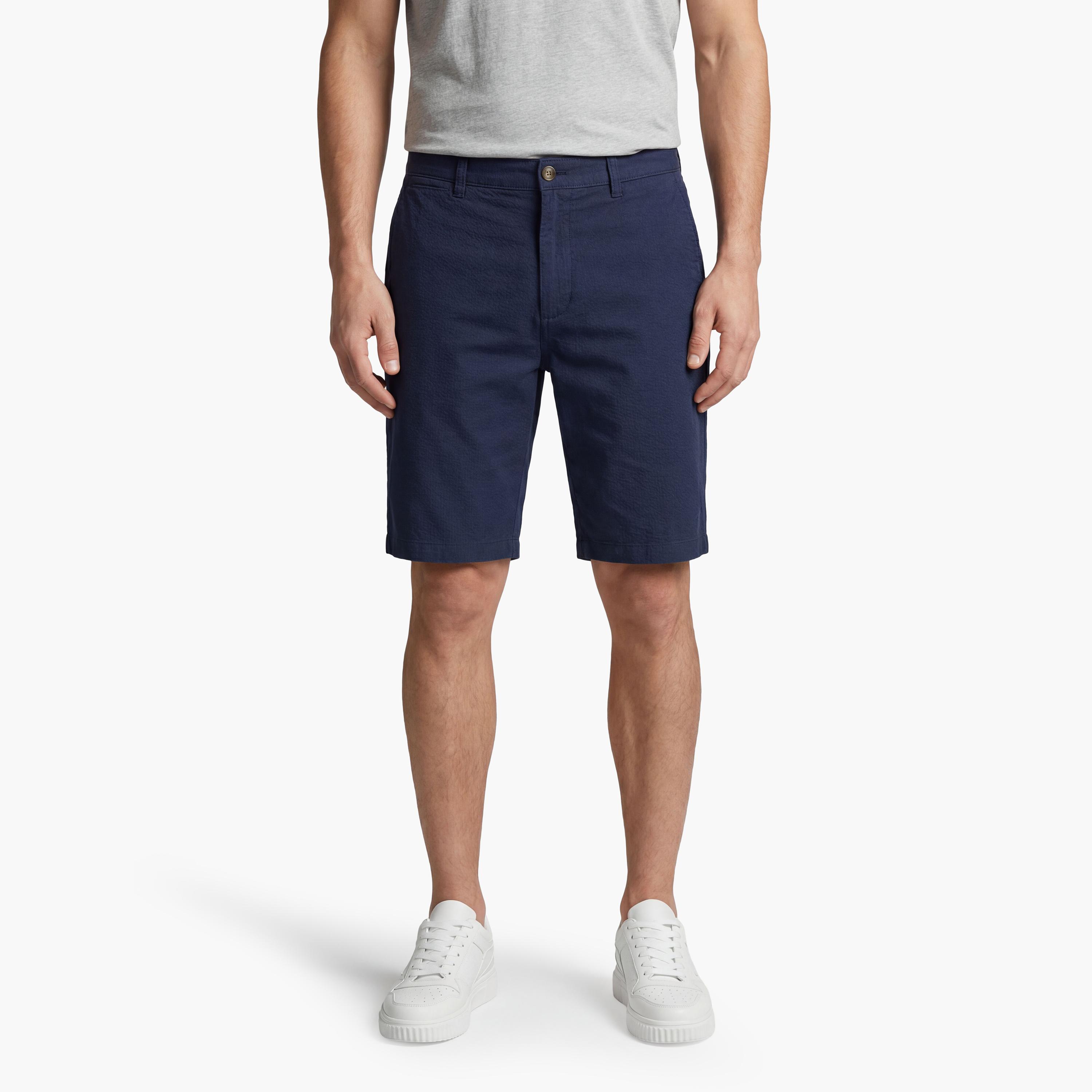 شورت تشينو رجالي سادة بخصر متوسط وأزرار وسحاب من جانت-men-clothing-bottoms-shorts-image-1