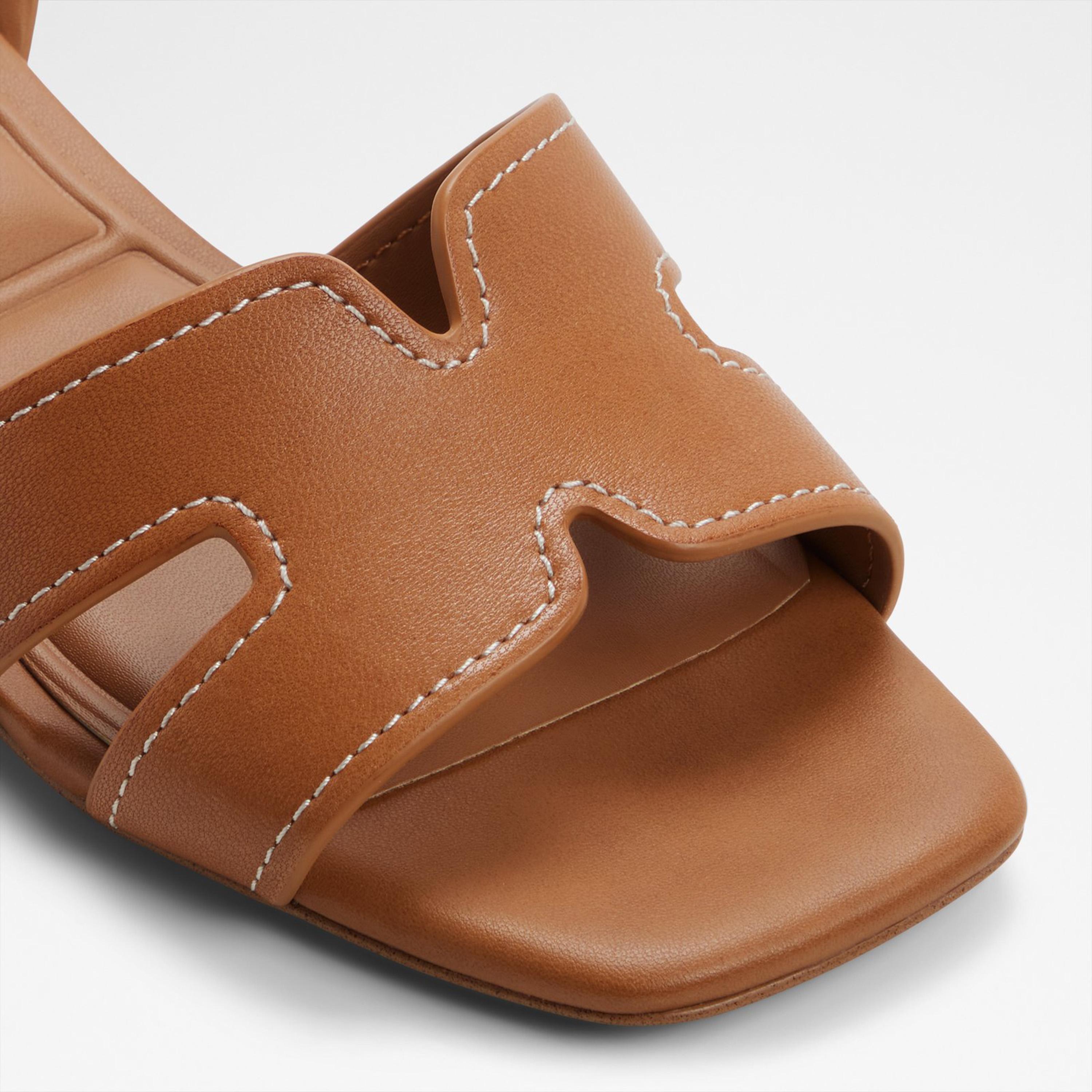 الدو - حذاء للنساء بكعب عريض مطاطي من جافامانون | 20 جافامانون-women-shoes-heels-image-7