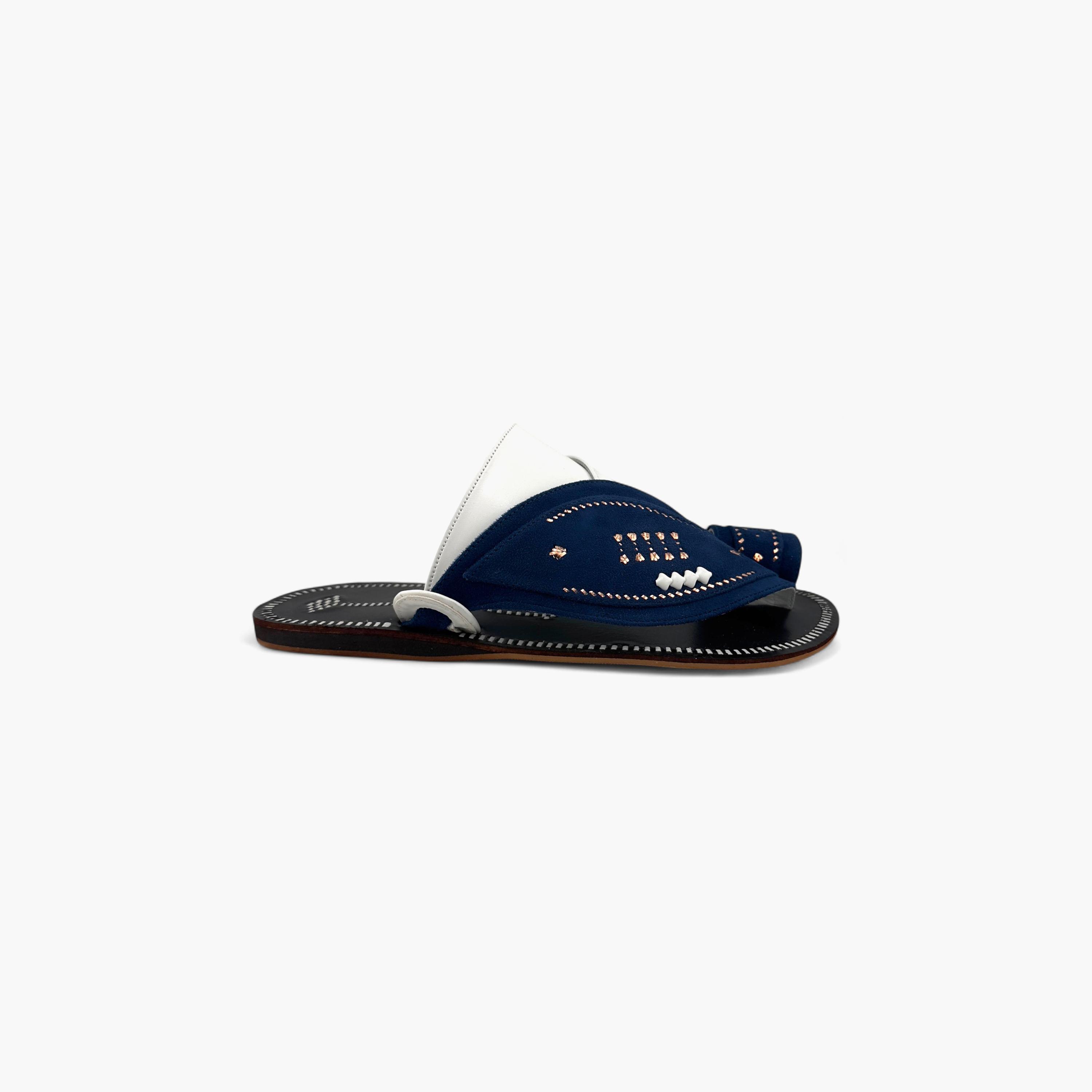 Al Fanoos Men's Slip-On Heritage Handmade Arabic Sandals | 21003-men-shoes-sandals-image-3
