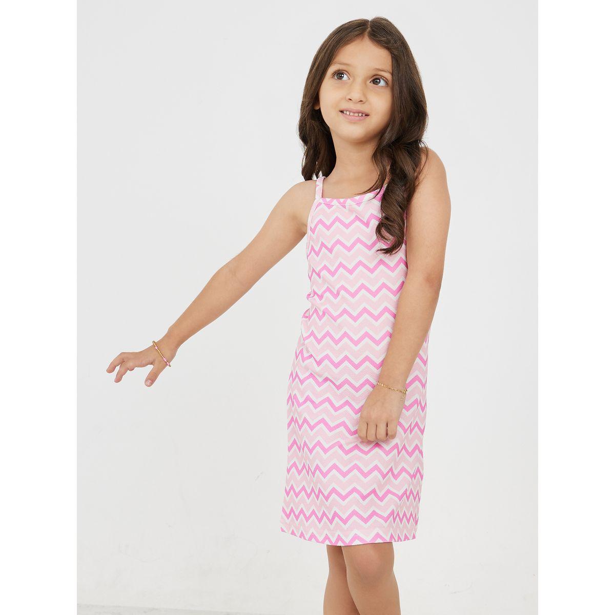 Styli Heart Hollow T-Shirt & Zigzag Print Cami Dress Set-girls-clothing-setsandcoords-image-2