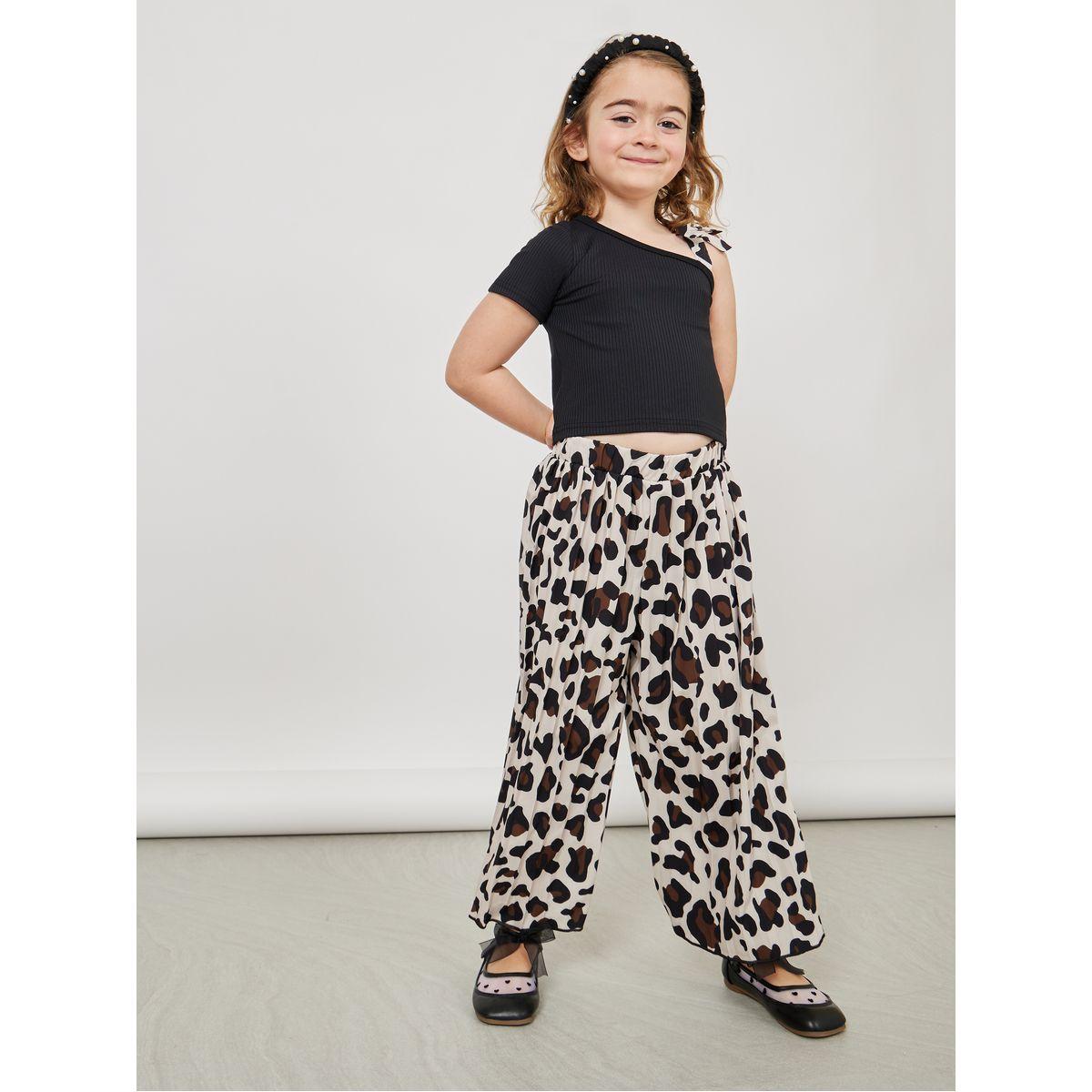 مجموعة من ( تيشيرت + بنطال )-girls-clothing-setsandcoords-image-1