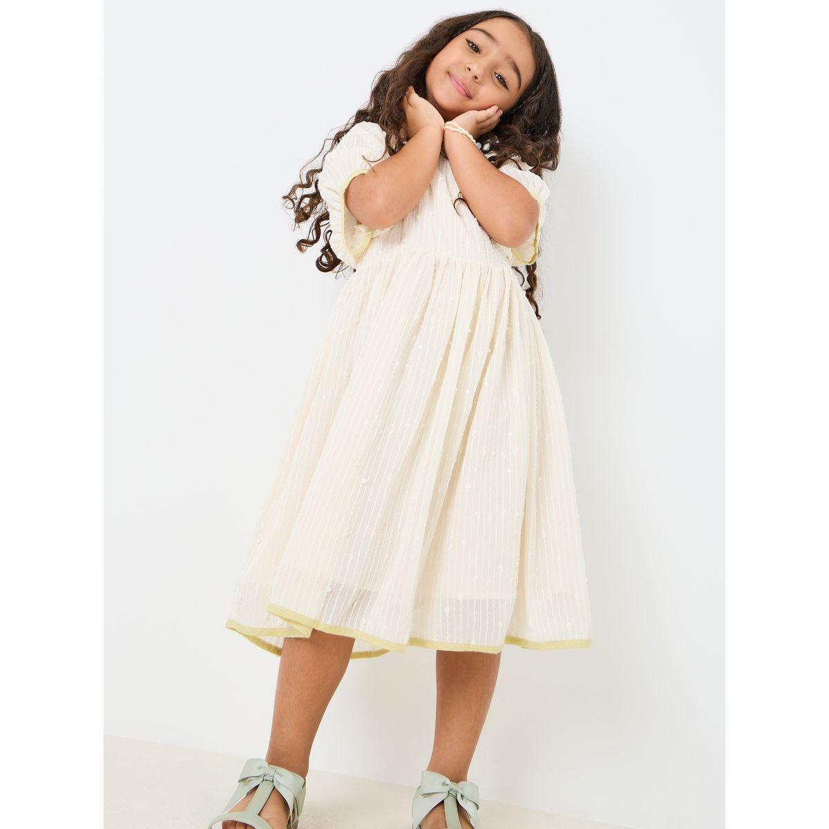 فستان بأكمام منفوشة وربطة فيونكة-girls-clothing-dressesandjumpsuits-image-2