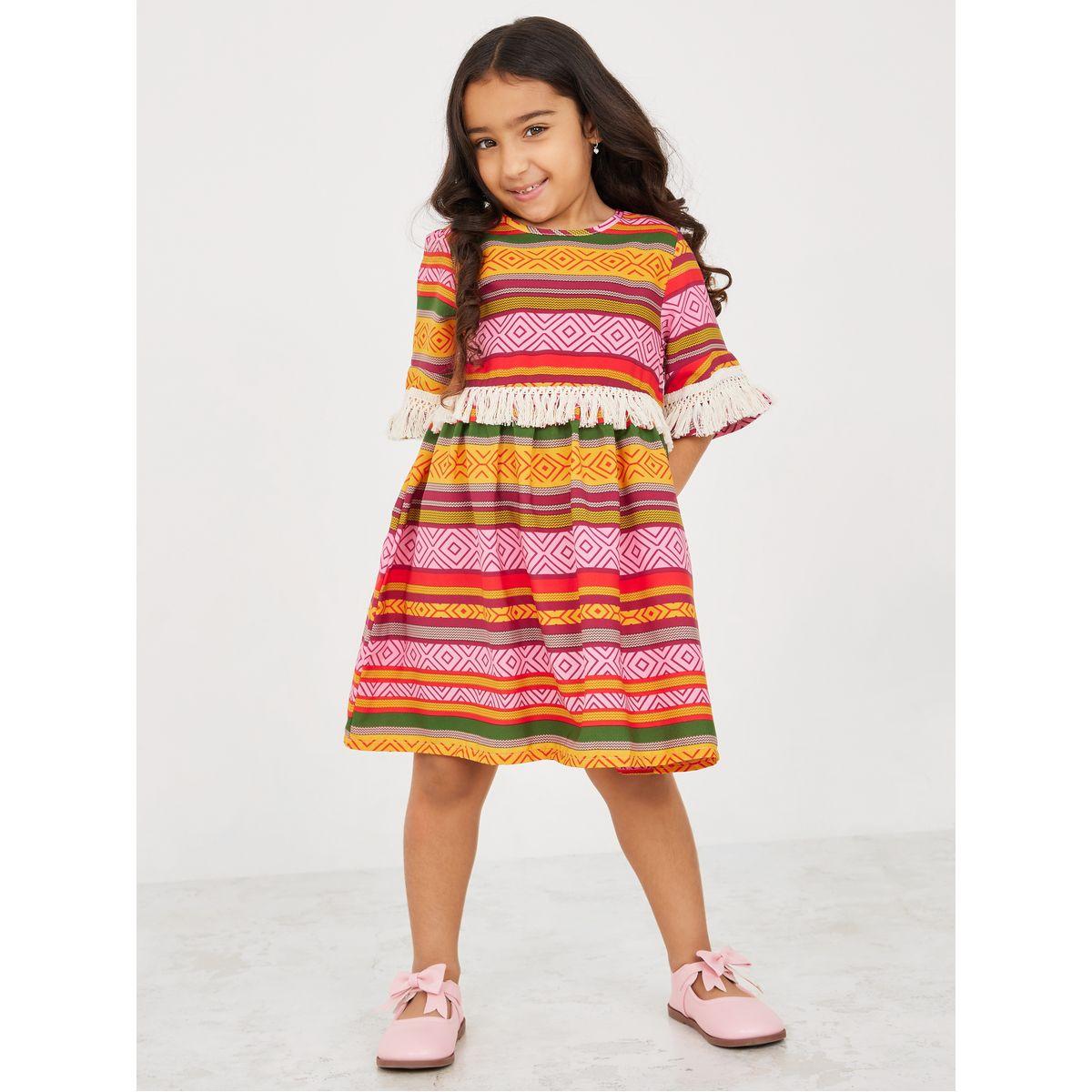 فستان مطبع بالكامل ومزين بشراشيب-girls-clothing-dressesandjumpsuits-image-2