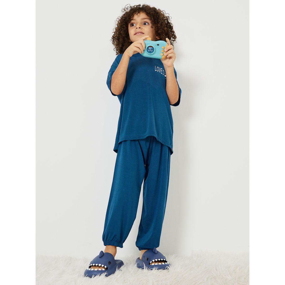 Styli Love It Slogan T-Shirt & Pyjama Set-boys-clothing-nightwear-image-1