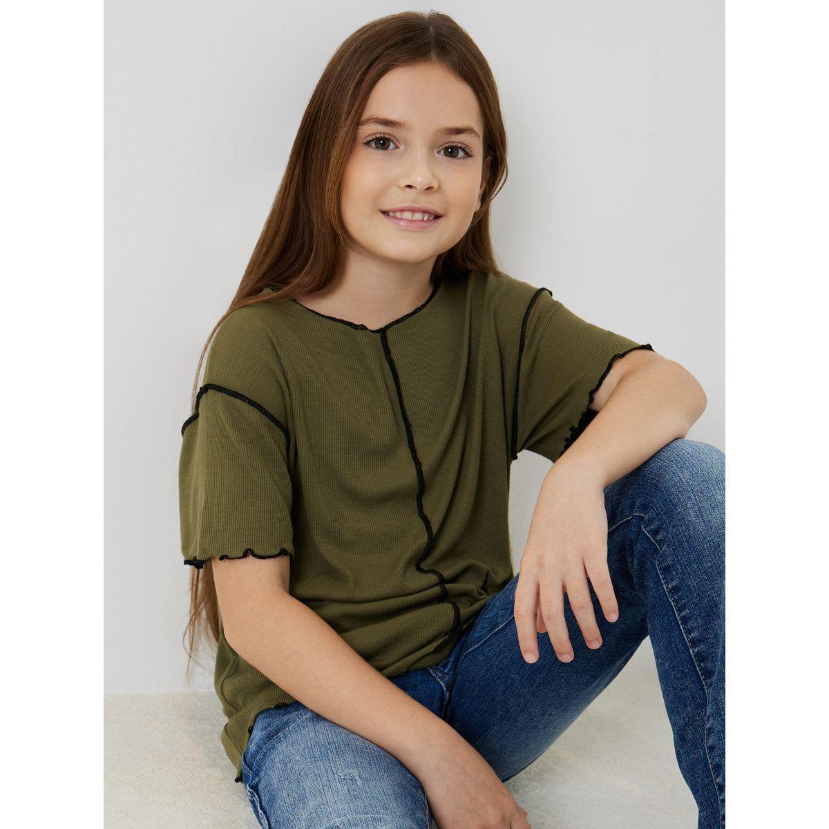 بلوزة مضلعة بقصة مريحة-girls-clothing-blousesandshirts-image-2