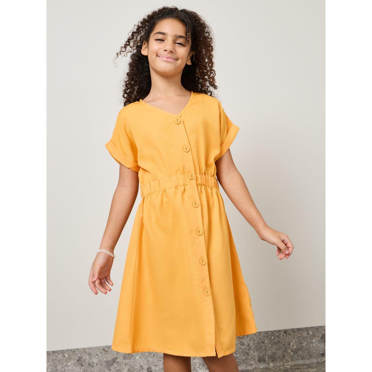 فستان بطول الركبة وأزرار غلق-girls-clothing-dressesandjumpsuits-image-1