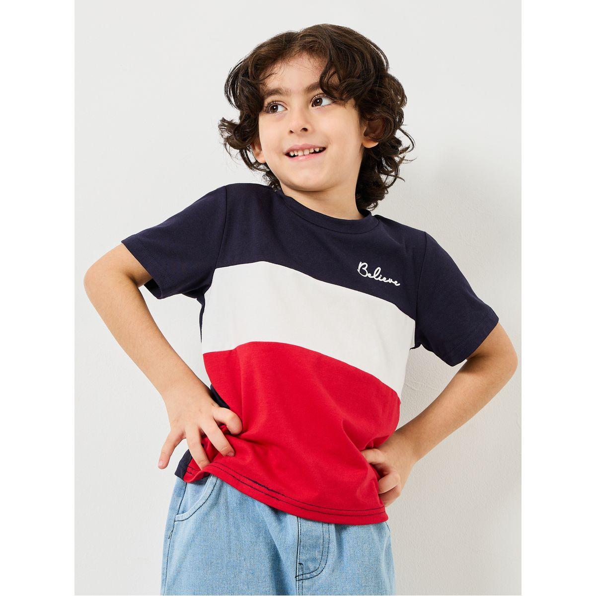 طقم من ( شورت دنيم + تيشيرت )-boys-clothing-setsandcoords-image-3