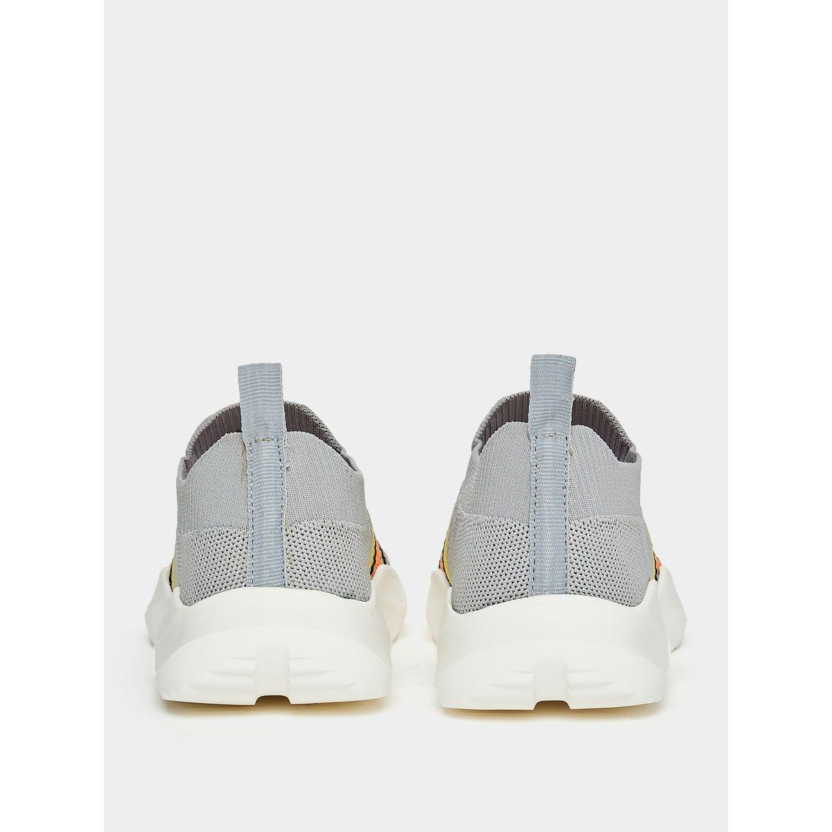 حذاء سنيكرز بتفاصيل محبوكة-boys-shoes-sneakers-image-3