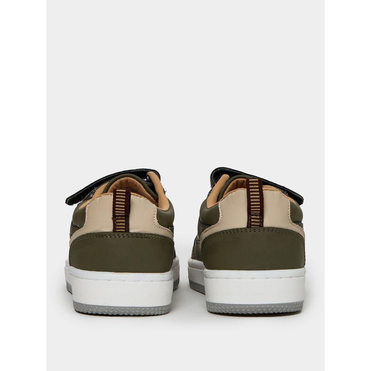 Styli Contrast Tab Sneakers with Hook and Loop-girls-shoes-sneakers-image-4