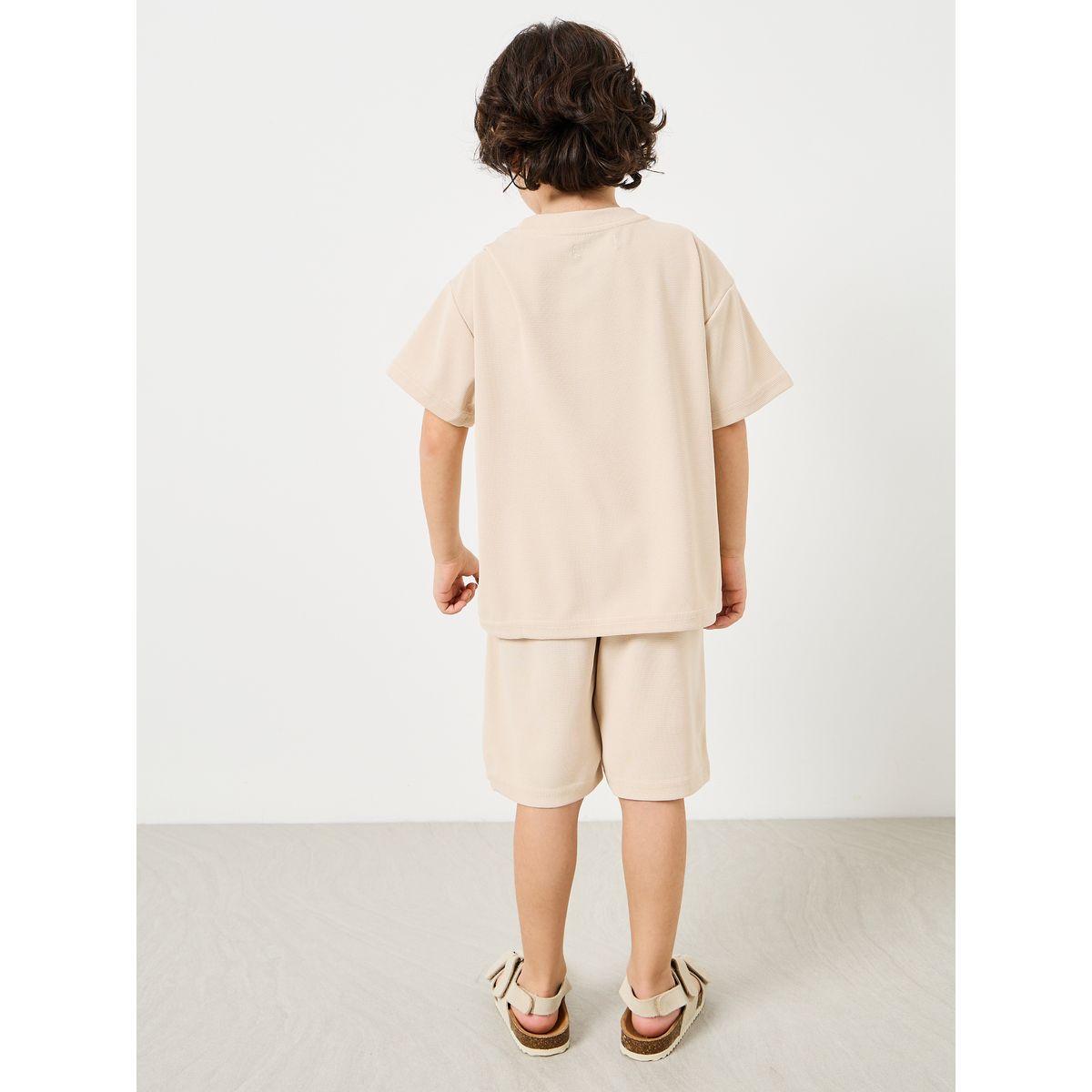 Styli Oversized Textured T-shirt and Short Set -boys-clothing-setsandcoords-image-5