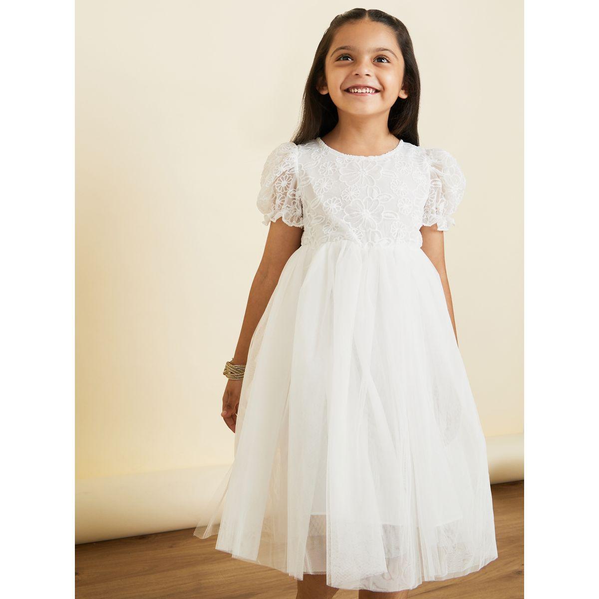 فستان باكمام منفوشة وتقاصيل دانتيل-girls-clothing-dressesandjumpsuits-image-2
