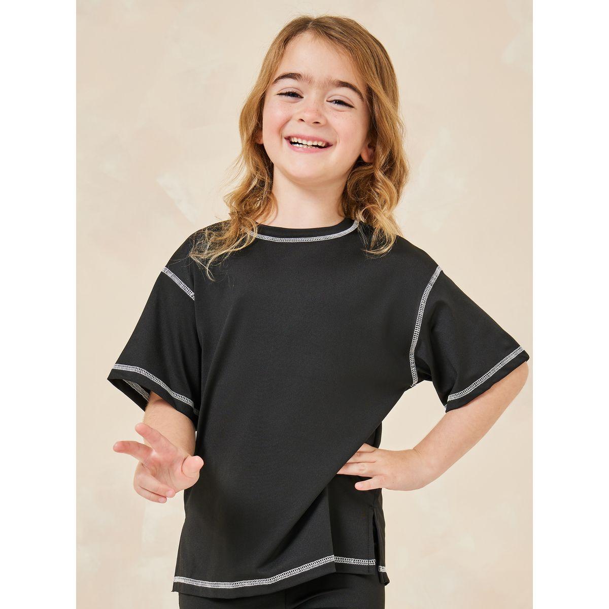 Styli Elevate Contrats Overlock Oversized T-Shirt & Slit Pants Set-girls-clothing-setsandcoords-image-2