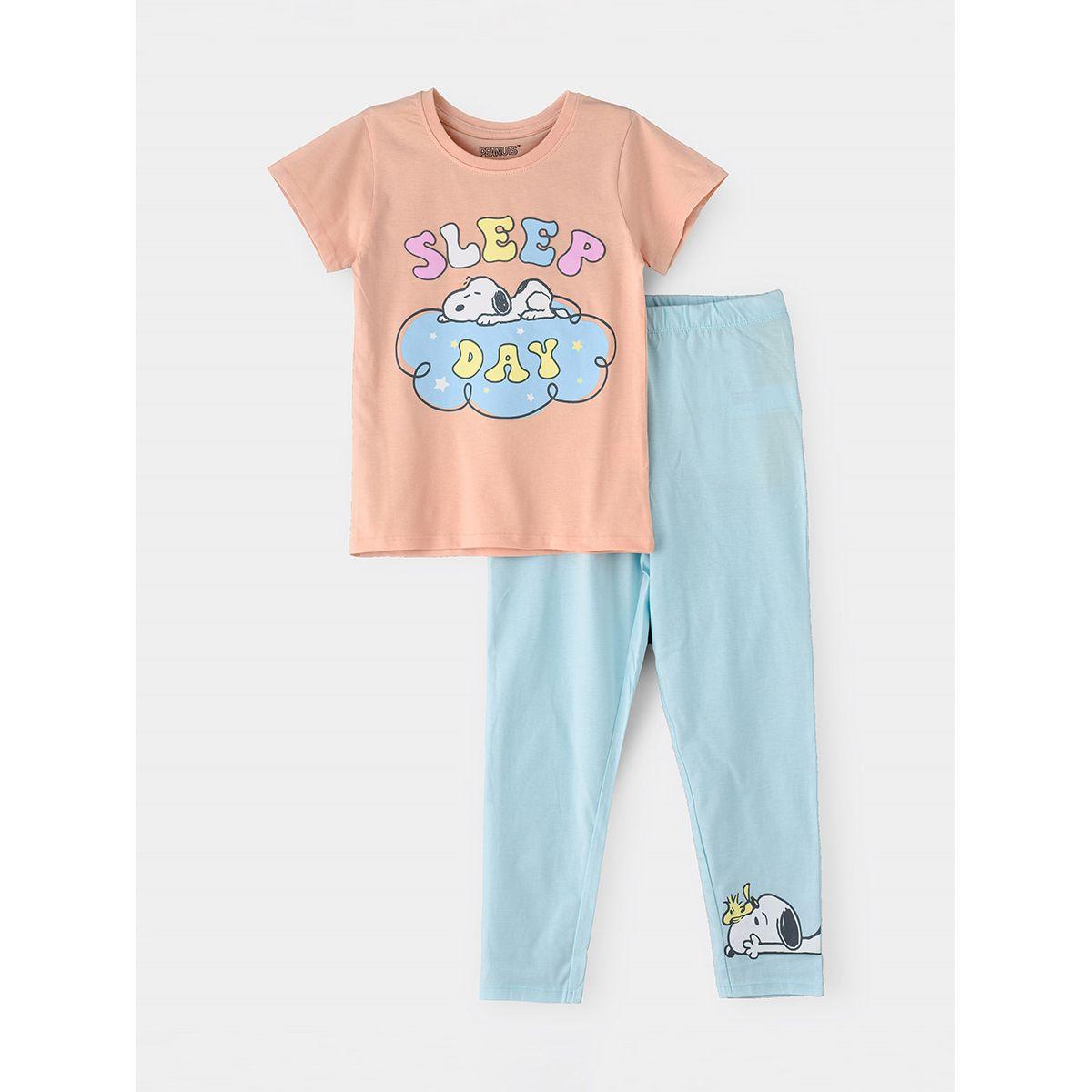 URBAN HAUL X Styli Snoopy Graphic Senior T-Shirt & Pyjama Set-girls-clothing-nightwear-image-1