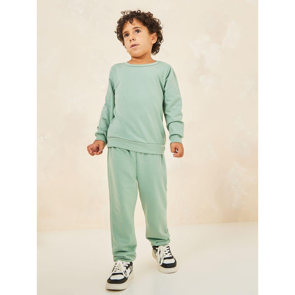 مجموعة من 3 ( شنطة كروس + جوغر + بلوزة )-boys-clothing-setsandcoords-image-3