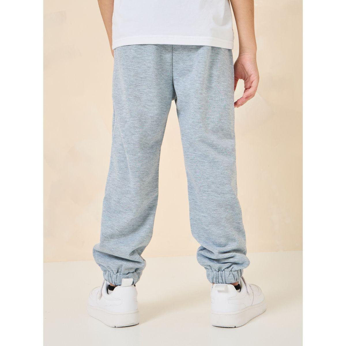 جوغر بقصة مريحة مطبع بكتابة-boys-clothing-bottoms-joggersandtrackpants-image-4