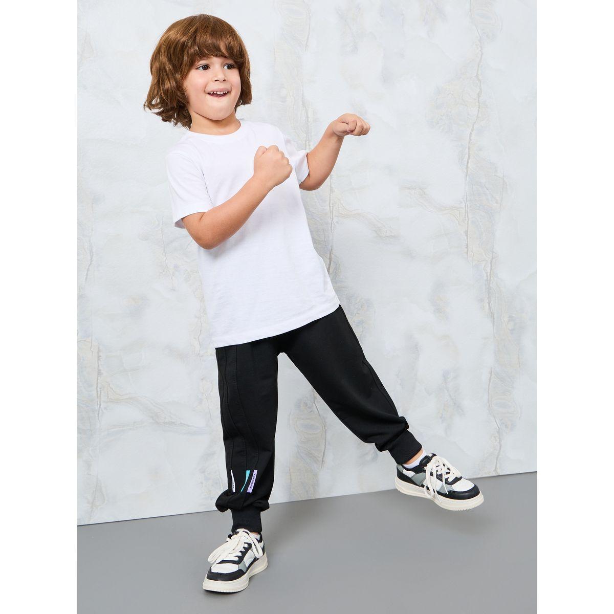 Styli Patch Detail Jogger with Drawstring-boys-clothing-bottoms-joggersandtrackpants-image-2