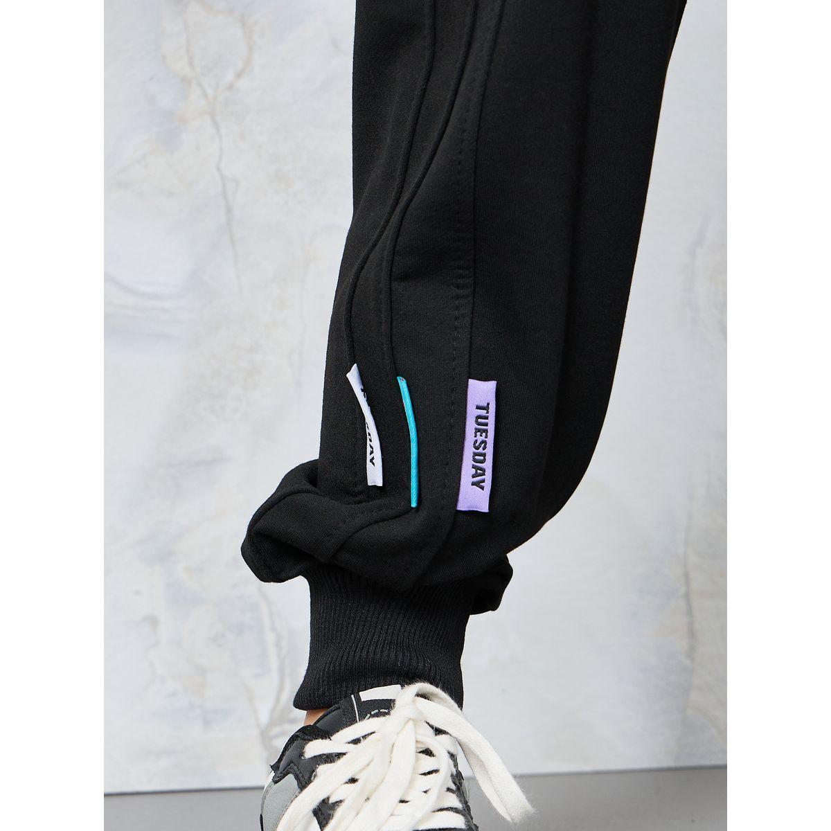 Styli Patch Detail Jogger with Drawstring-boys-clothing-bottoms-joggersandtrackpants-image-3