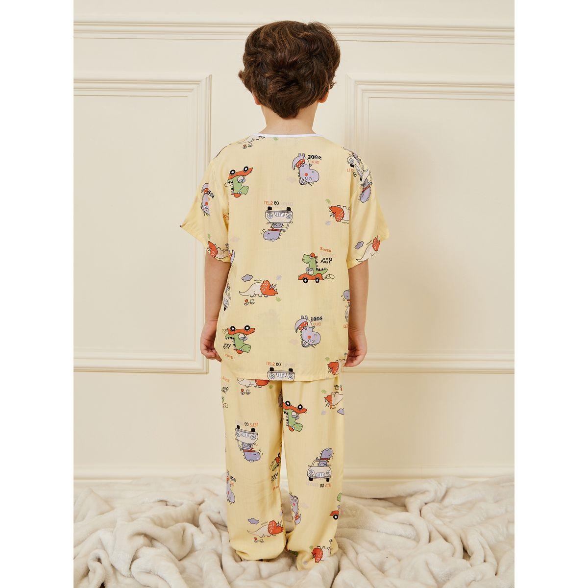 Styli Graphic Print Henley Top & Pyjama Set-boys-clothing-nightwear-image-4
