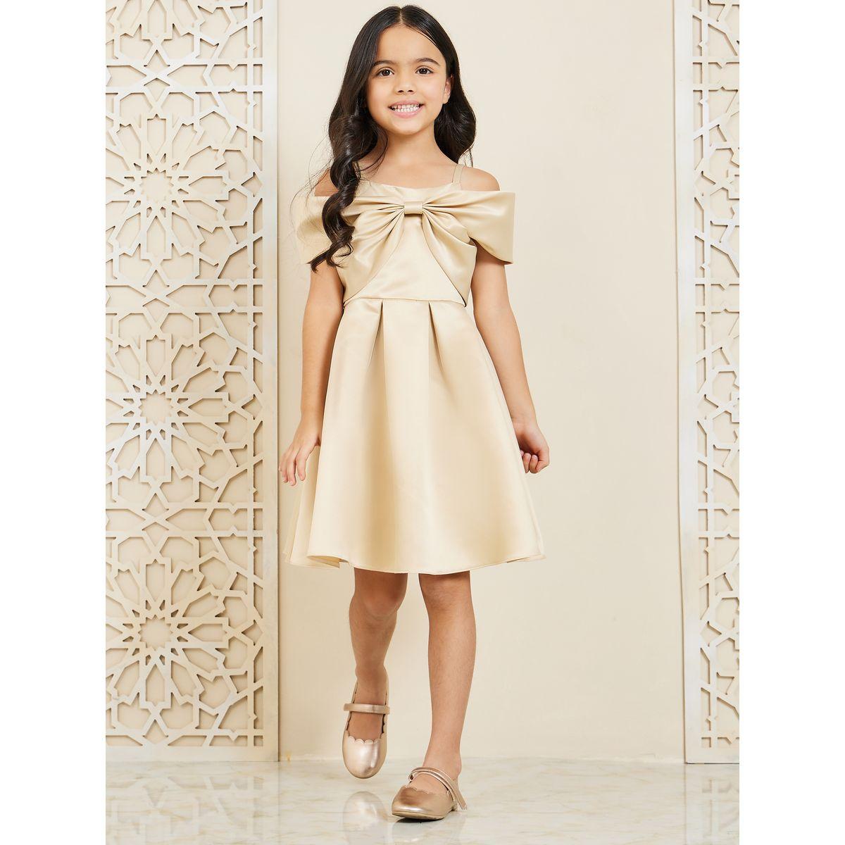 فستان بأكتاف مكشوفة وربطة فيونكة-girls-clothing-dressesandjumpsuits-image-1