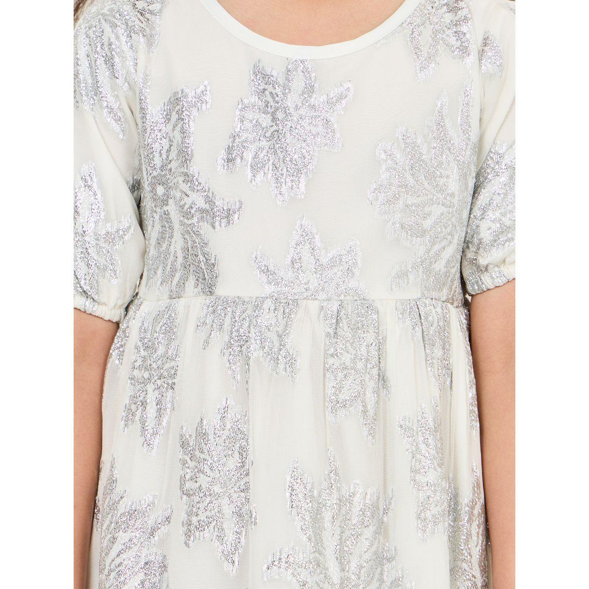 فستان بتفاصيل مٌطرّزة مع اكمام منفوخة-girls-clothing-dressesandjumpsuits-image-3