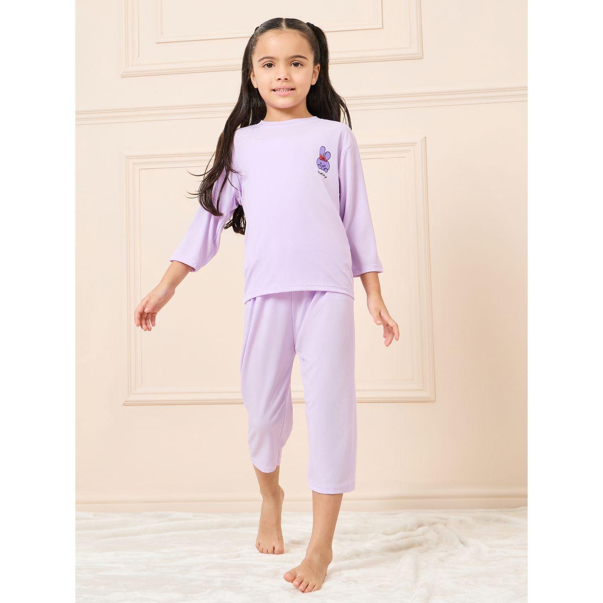 مجموعة من بنطال بيجاما وتيشيرت بطبعة جرافيك-girls-clothing-nightwear-image-1