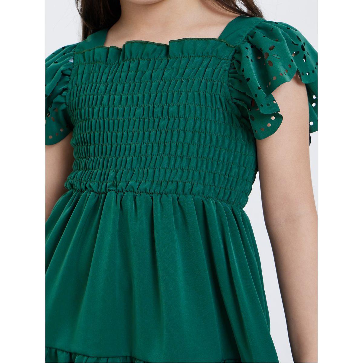 فستان Styli Limited بقطع ليزر وتفصيل مدرج بتفاصيل مزينة بالسموك-girls-clothing-dressesandjumpsuits-image-6