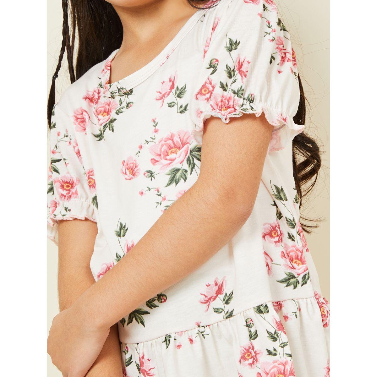Styli All Over Floral Print Top & Elasticated Hem Pyjama Set-girls-clothing-nightwear-image-3