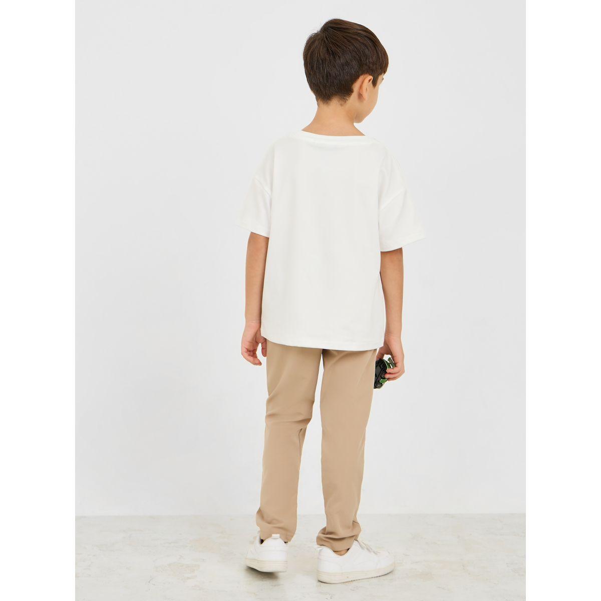 Styli Crossbody Bag Print T-shirt and High Rise Pant Set-boys-clothing-setsandcoords-image-5