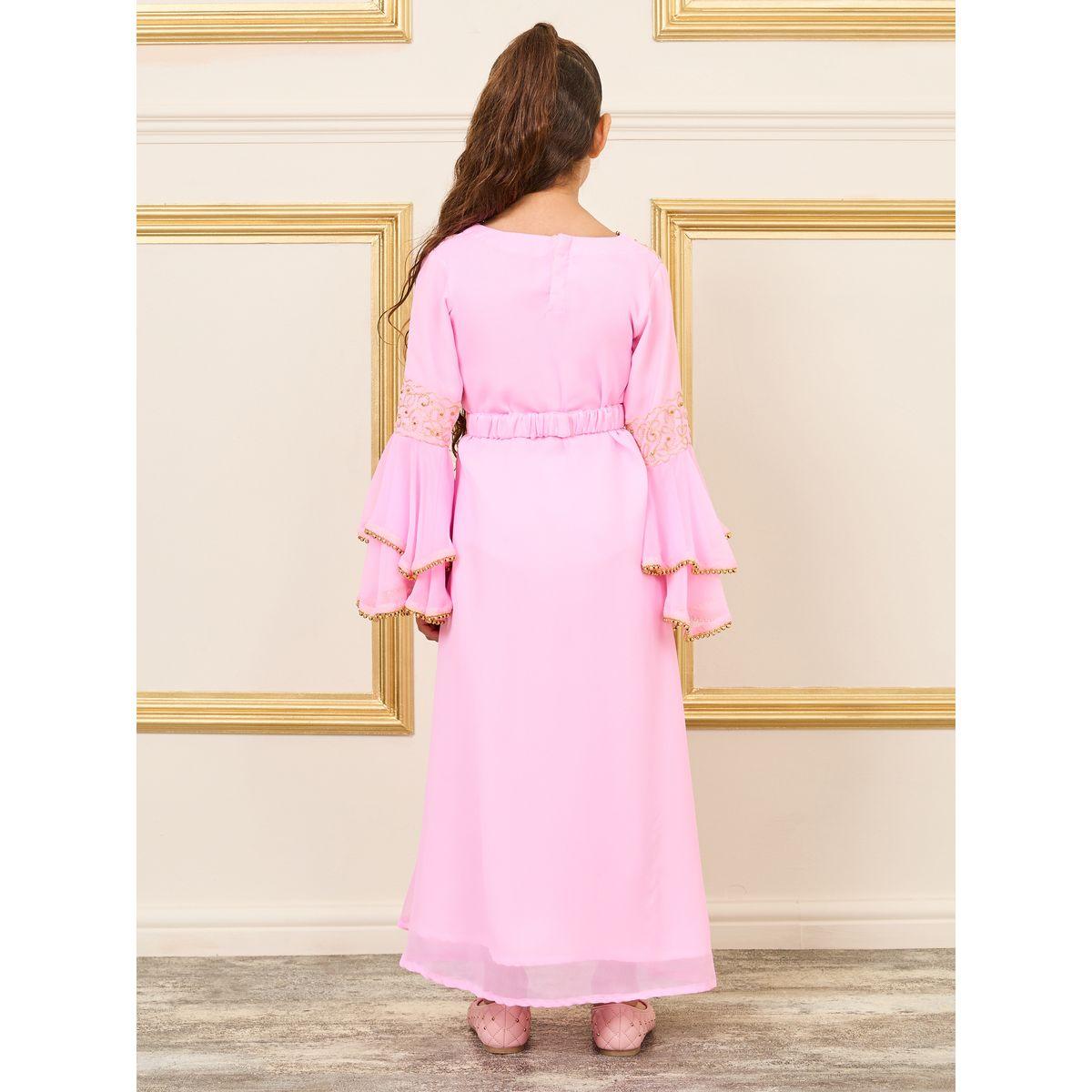 جلابية بتفاصيل مُطرّزة وحواف كشكش-girls-clothing-dressesandjumpsuits-image-4