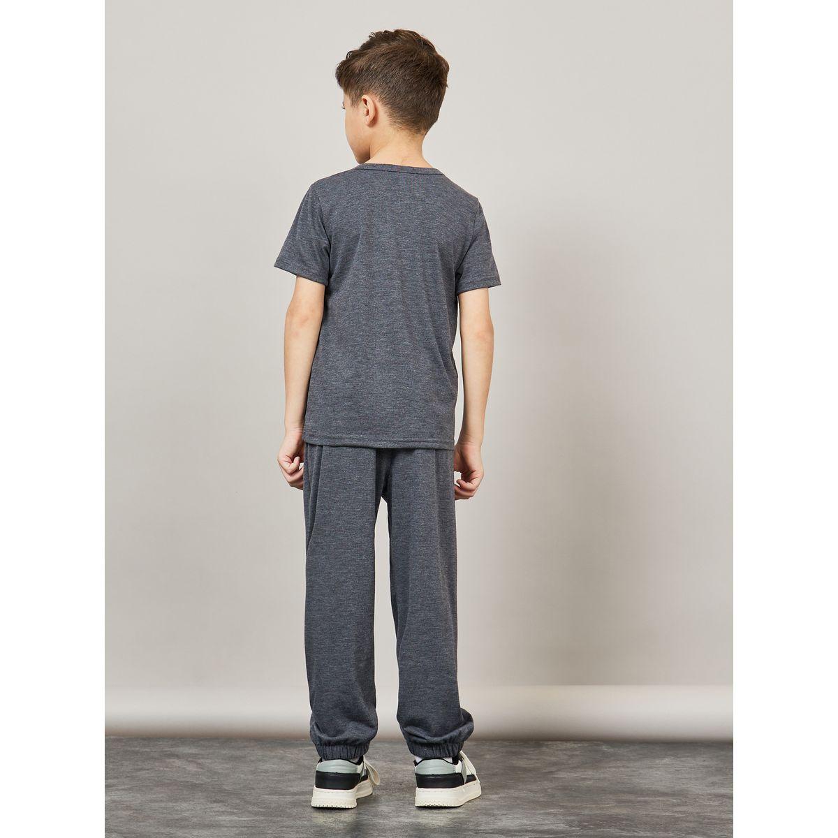 مجموعة من جوغر وتيشيرت ميلانج بطبعة بليسمنت-boys-clothing-setsandcoords-image-5