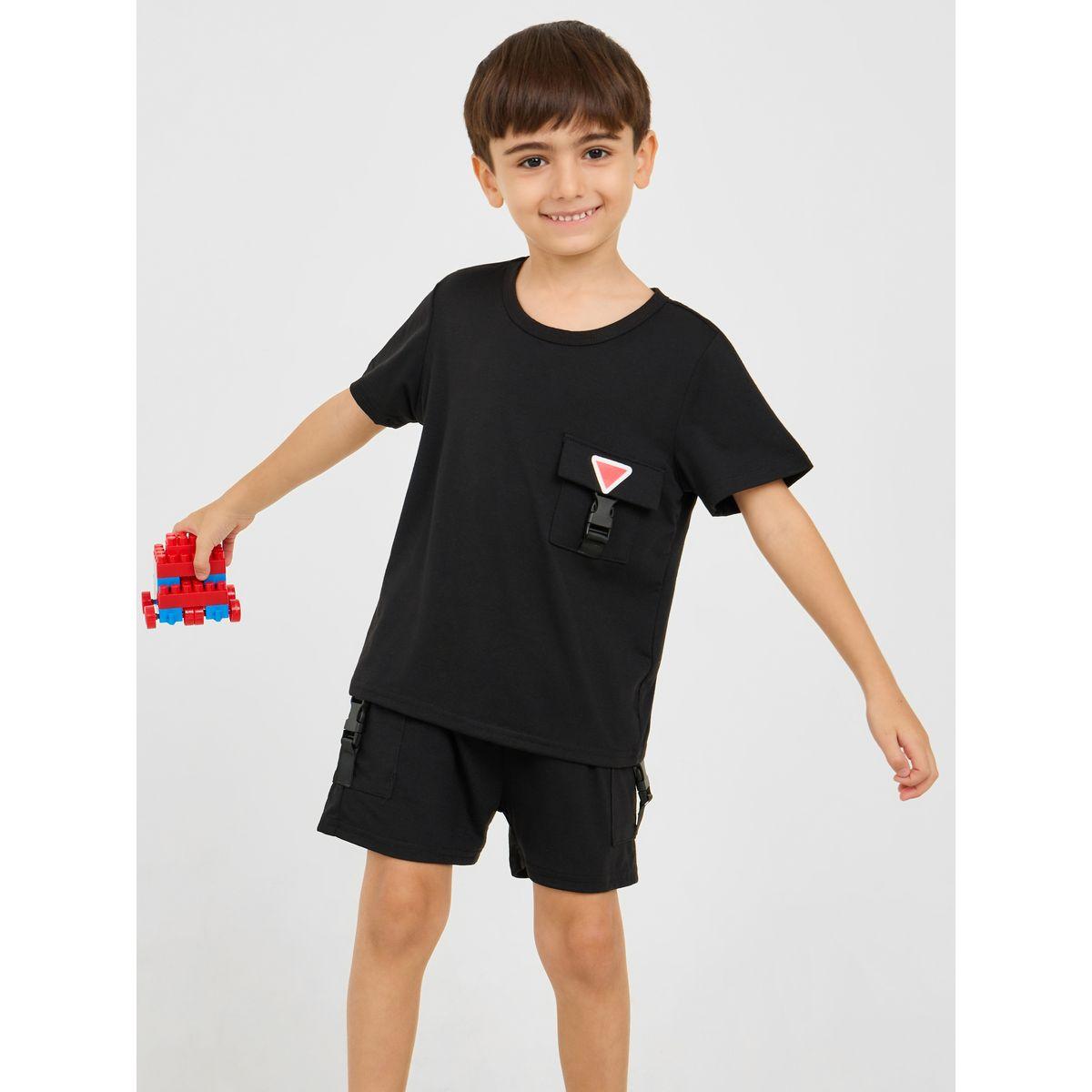 مجموعة من شورت وتيشيرت بتفاصيل جيب-boys-clothing-setsandcoords-image-1