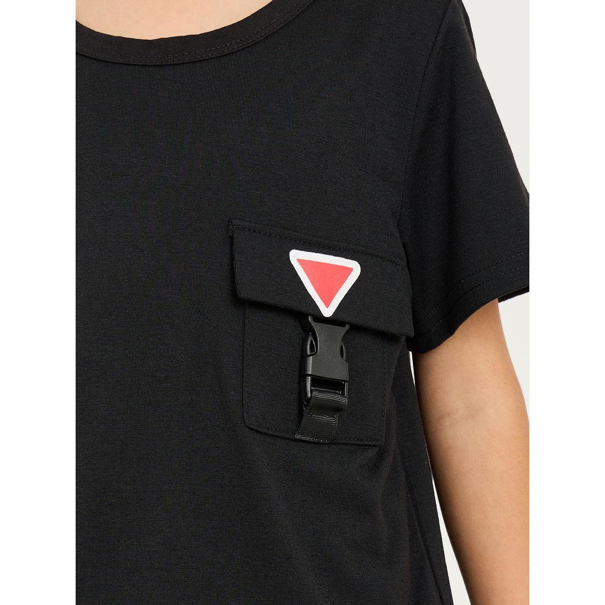 مجموعة من شورت وتيشيرت بتفاصيل جيب-boys-clothing-setsandcoords-image-3