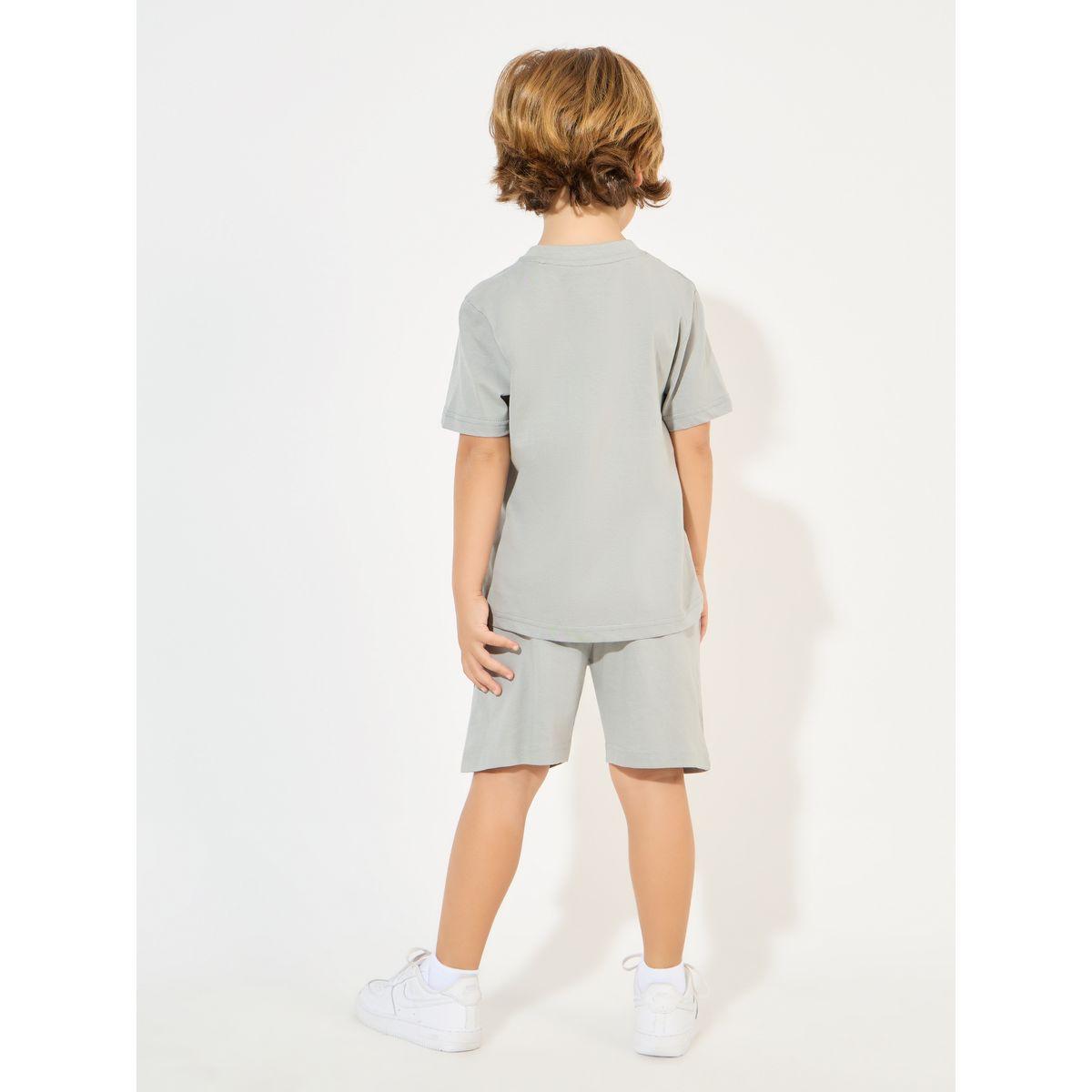 مجموعة من شورت مع تيشيرت سادة بياقة دائرية-boys-clothing-setsandcoords-image-4
