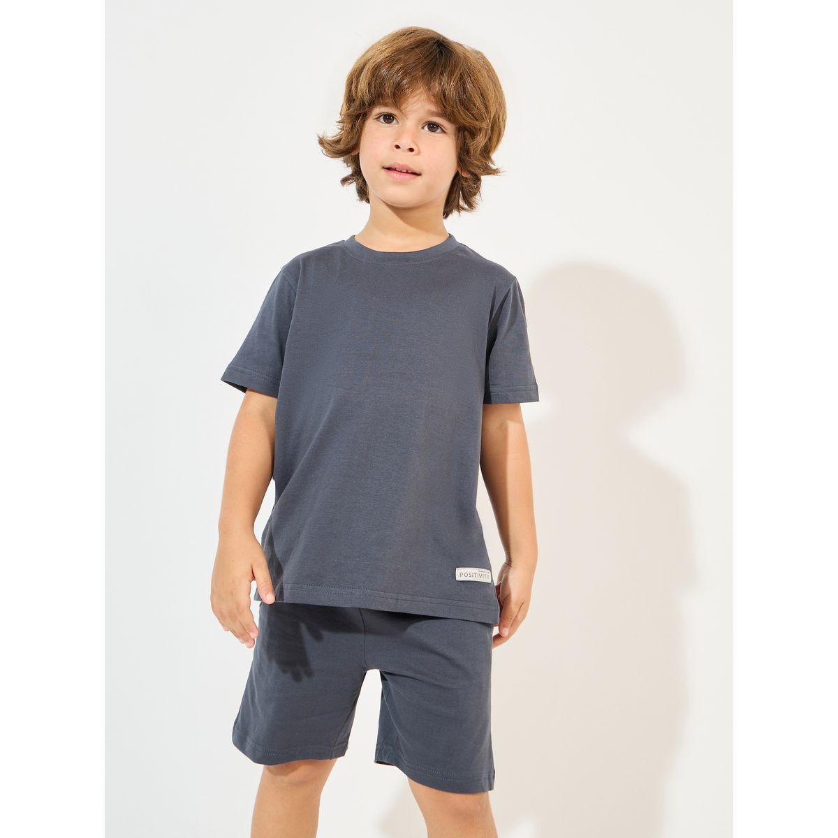 مجموعة من شورت مع تيشيرت سادة بياقة دائرية-boys-clothing-setsandcoords-image-12