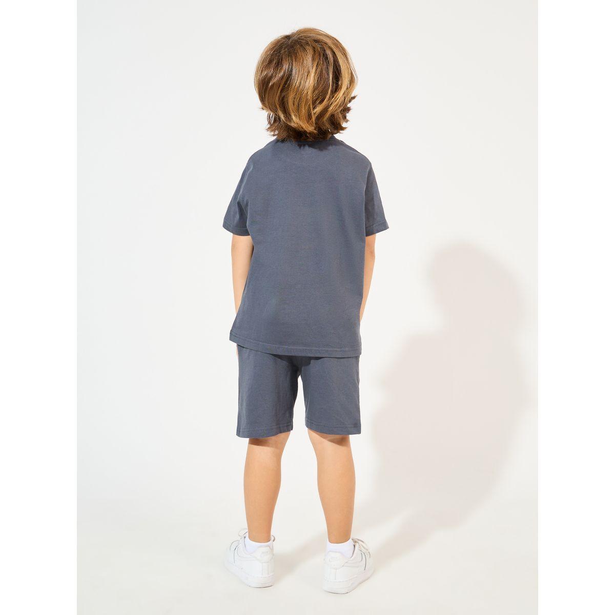 مجموعة من شورت مع تيشيرت سادة بياقة دائرية-boys-clothing-setsandcoords-image-14
